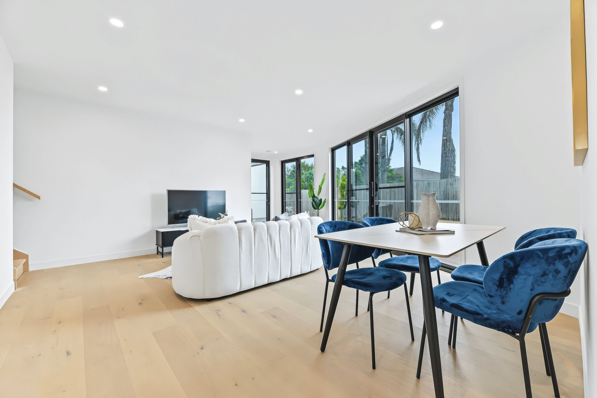2&8/30 Octantis Street — photo 18 of 26