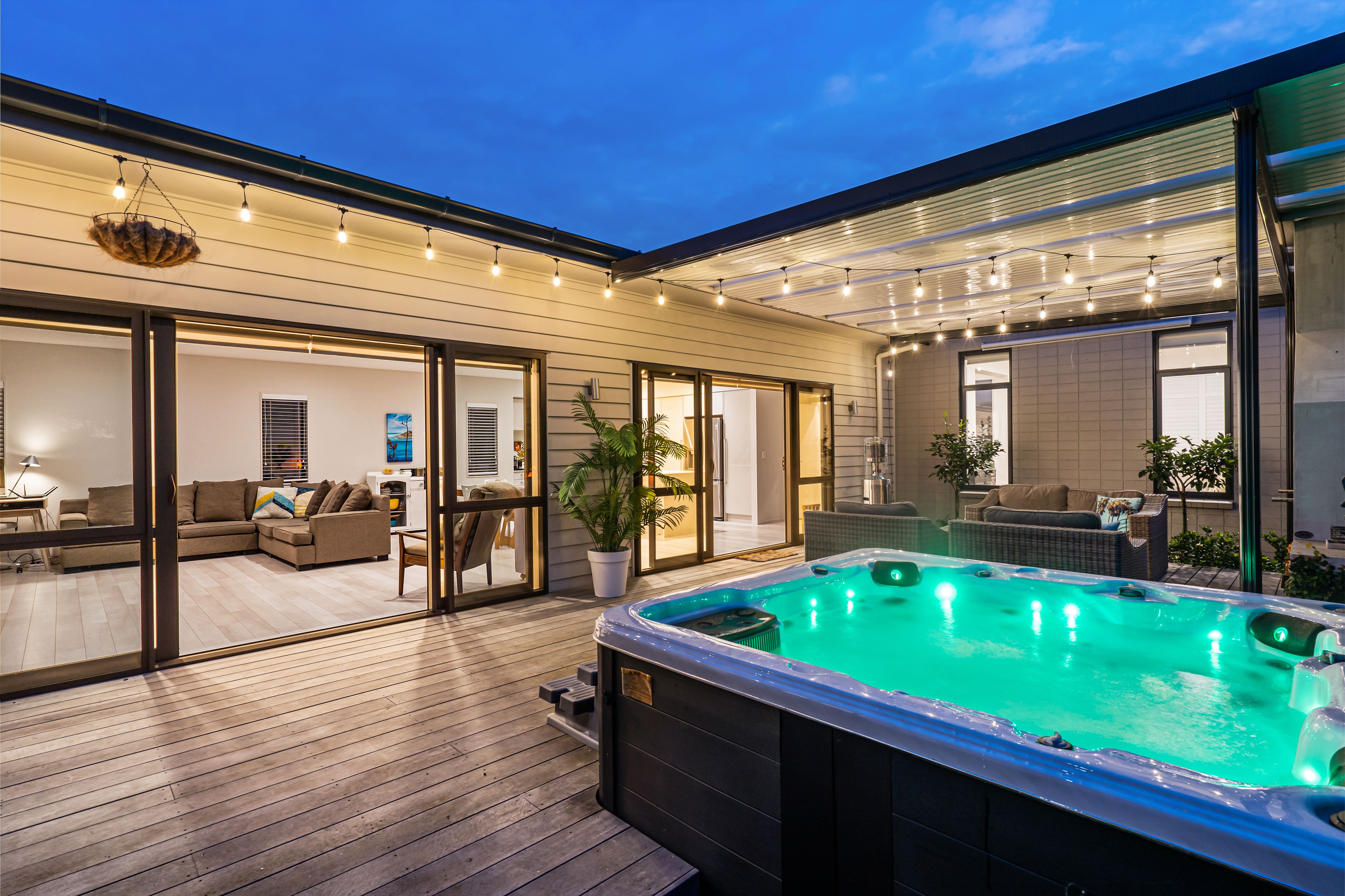 19 Andalusian Way, Karaka, Franklin