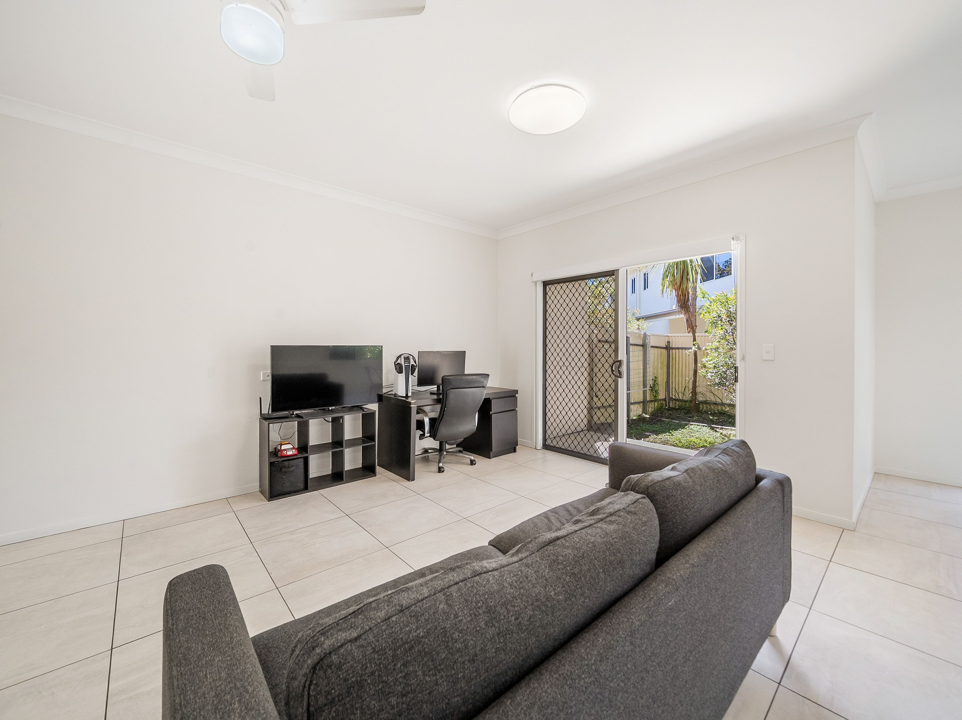 24/128 Kinsellas Road West — photo 6 of 16