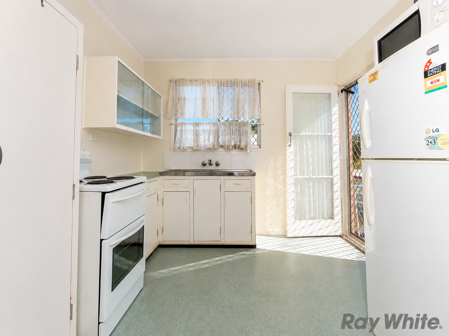 2/69 North Quay, Scarborough, QLD 4020
