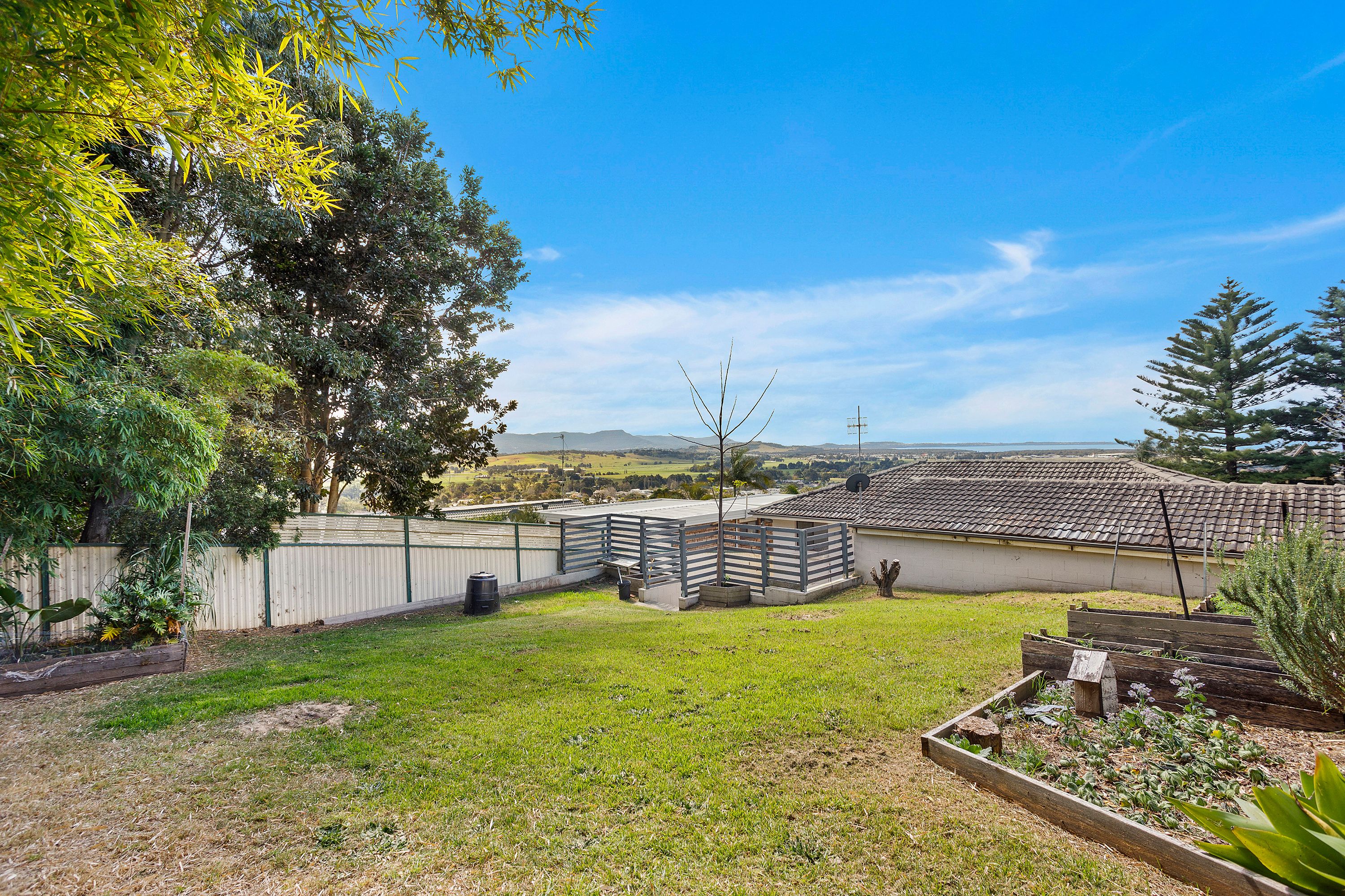 46 Scenic Crescent — photo 9 of 10