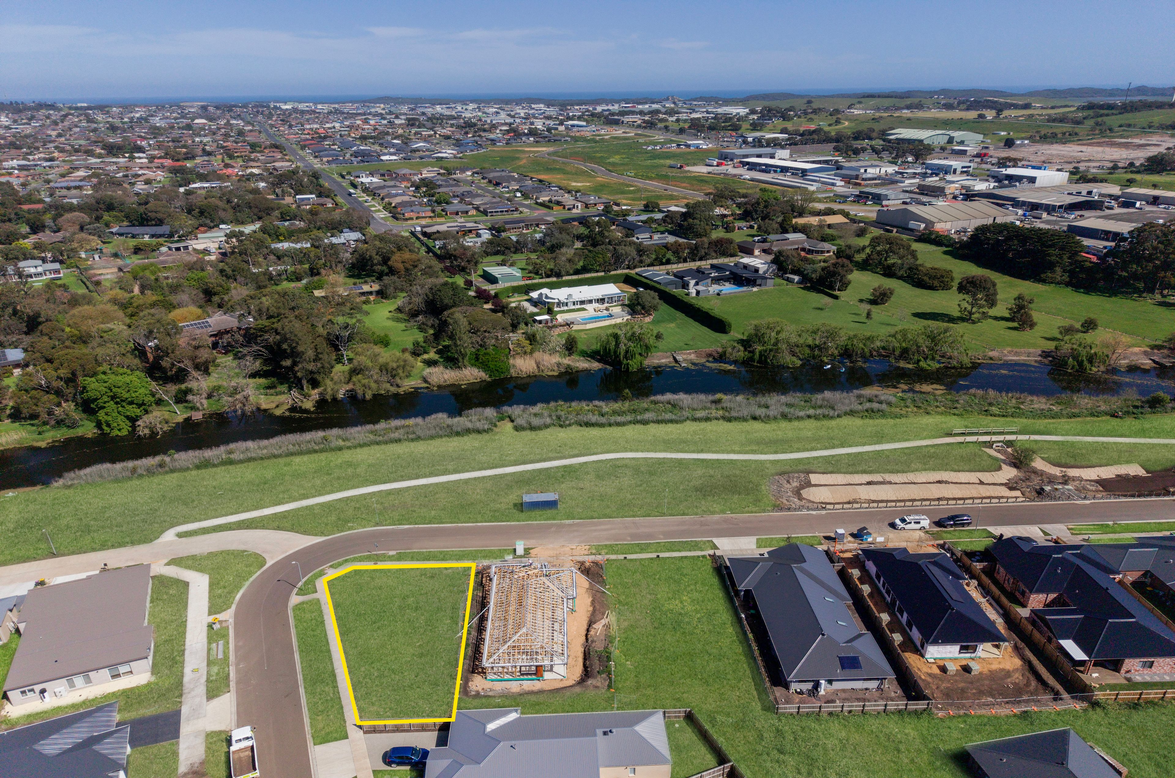 33 Cassady Esplanade — photo from Ray White Warrnambool