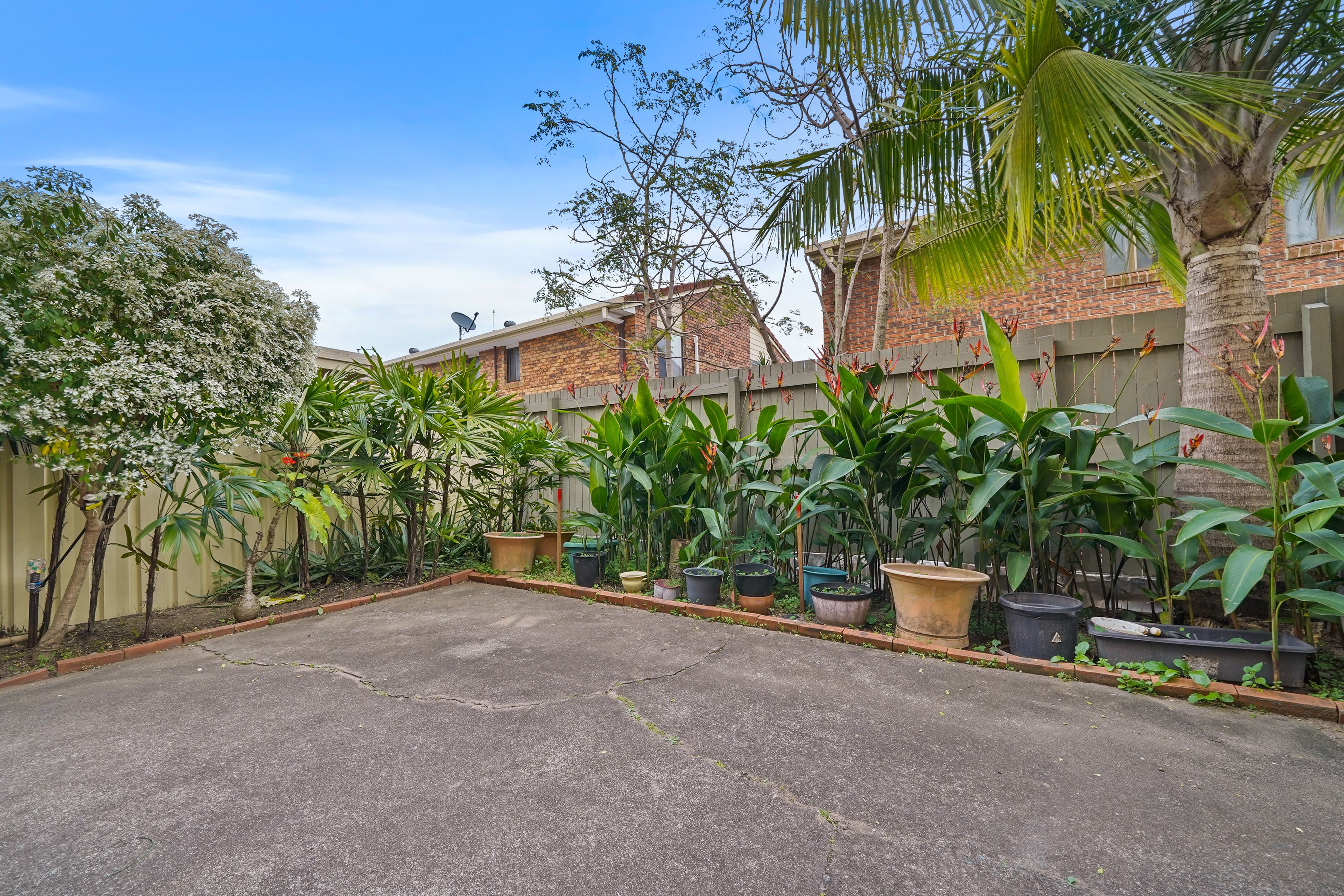 1/16-18 Pine Avenue, Beenleigh, QLD 4207