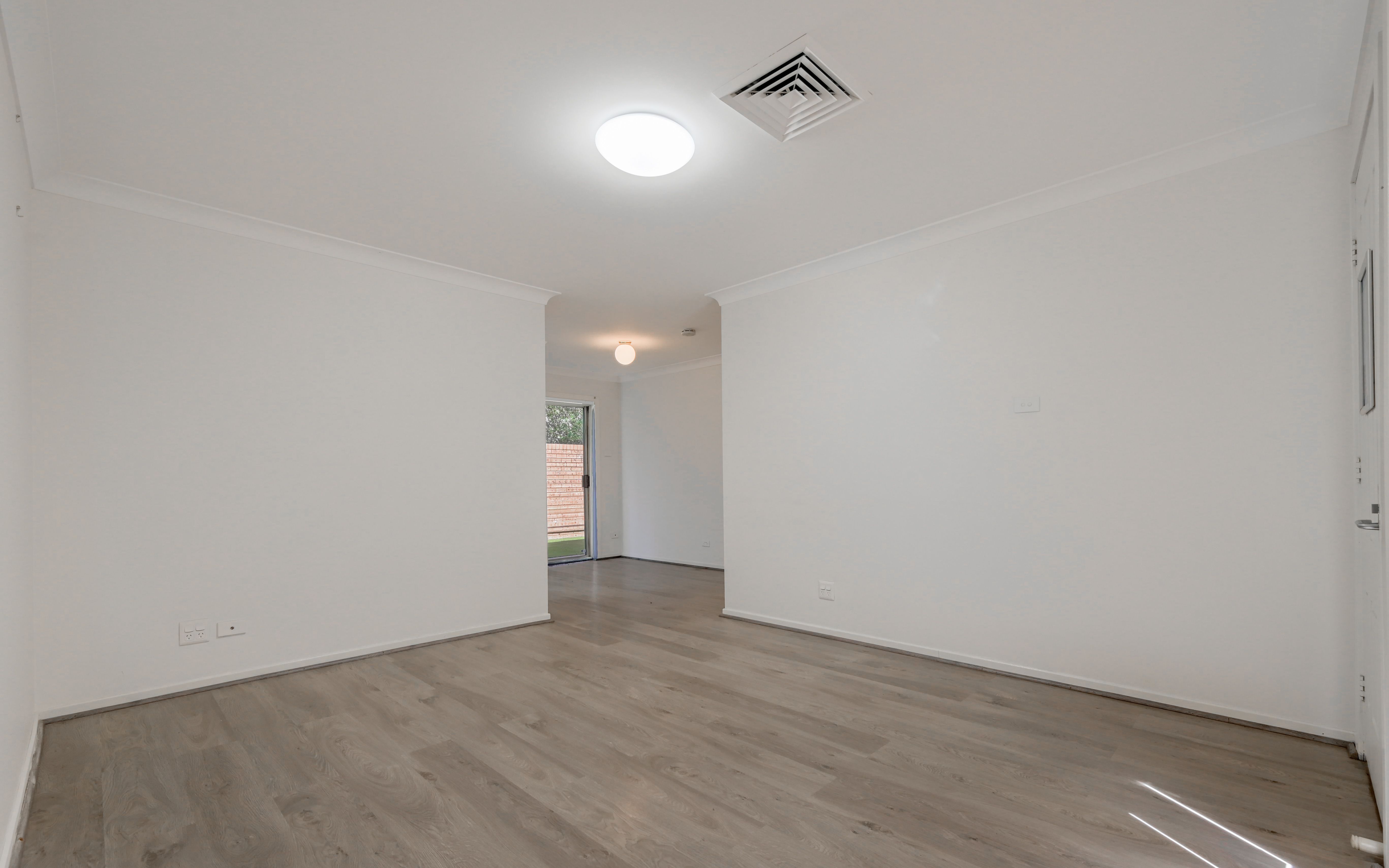 Villa 9/84 Old Hume Highway, Camden, NSW 2570