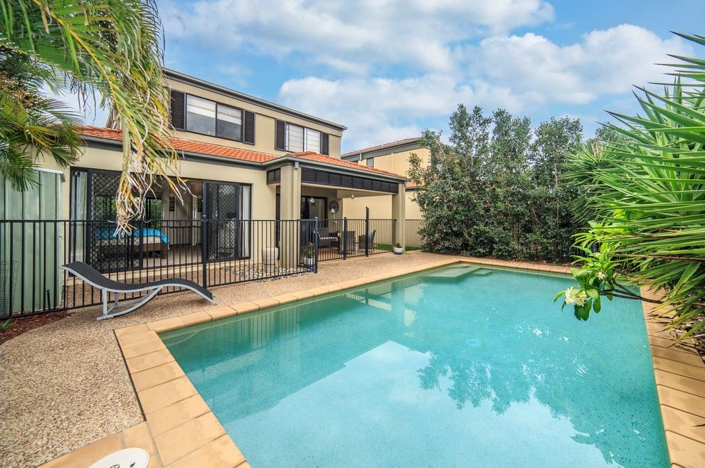 534 Oyster Cove Promenade, Helensvale, QLD 4212