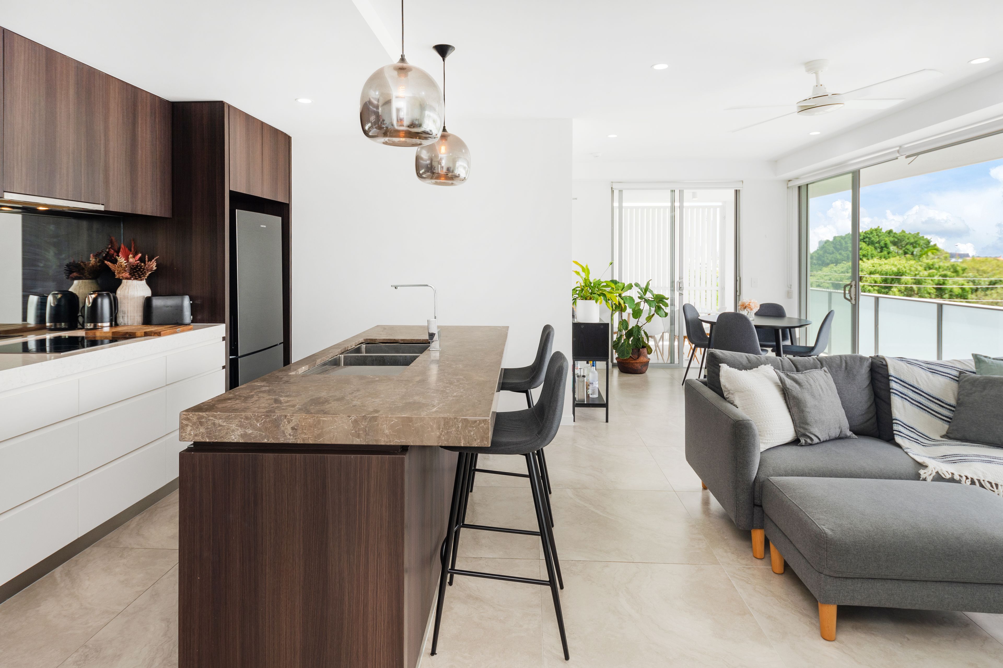 406/30 Brighton Parade, Southport, QLD 4215