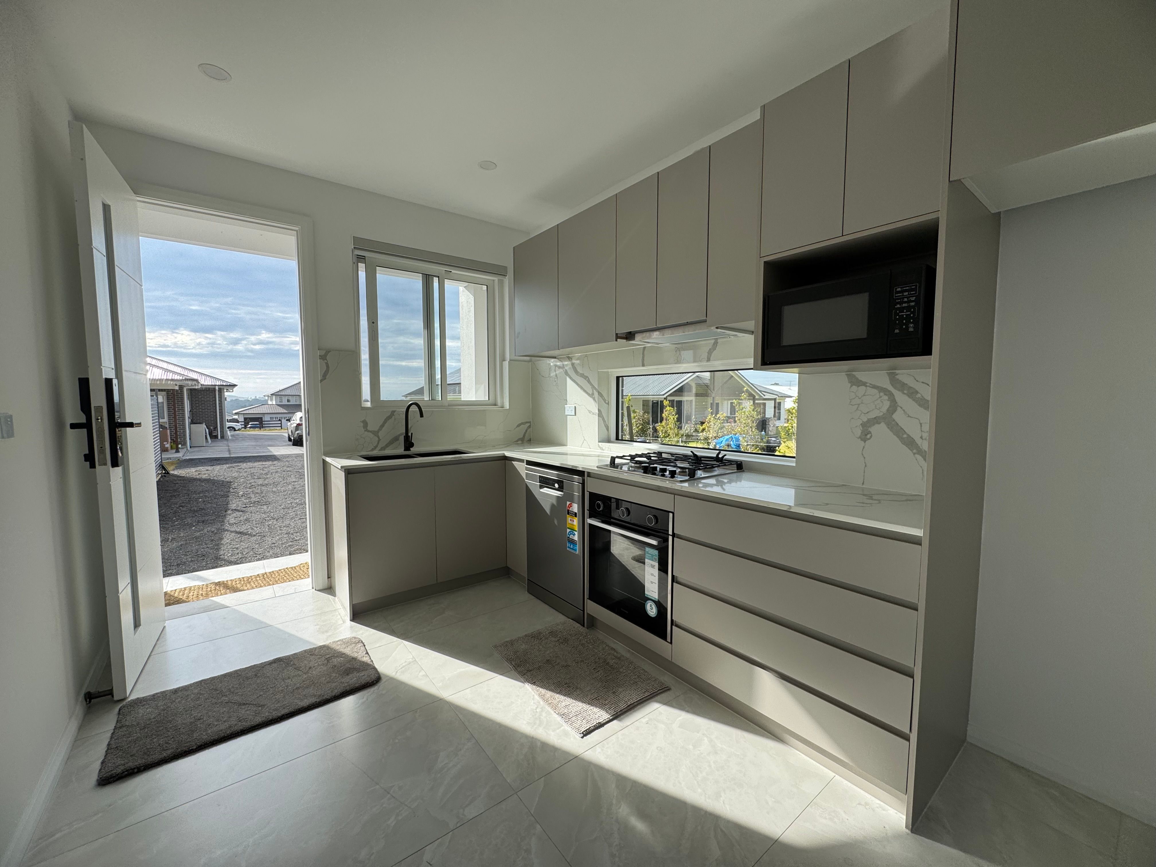 Tahmoor, NSW 2573