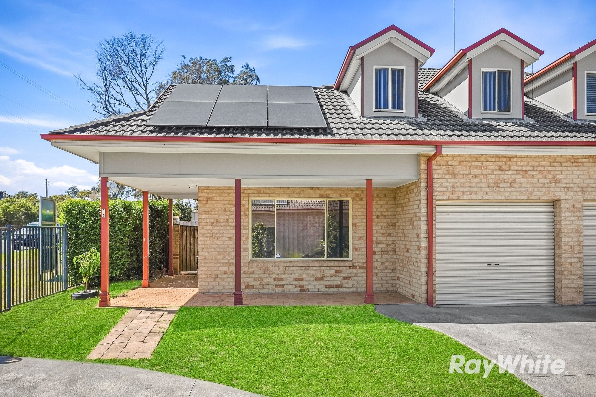 16/14-18 George Street — photo from Ray White United Group