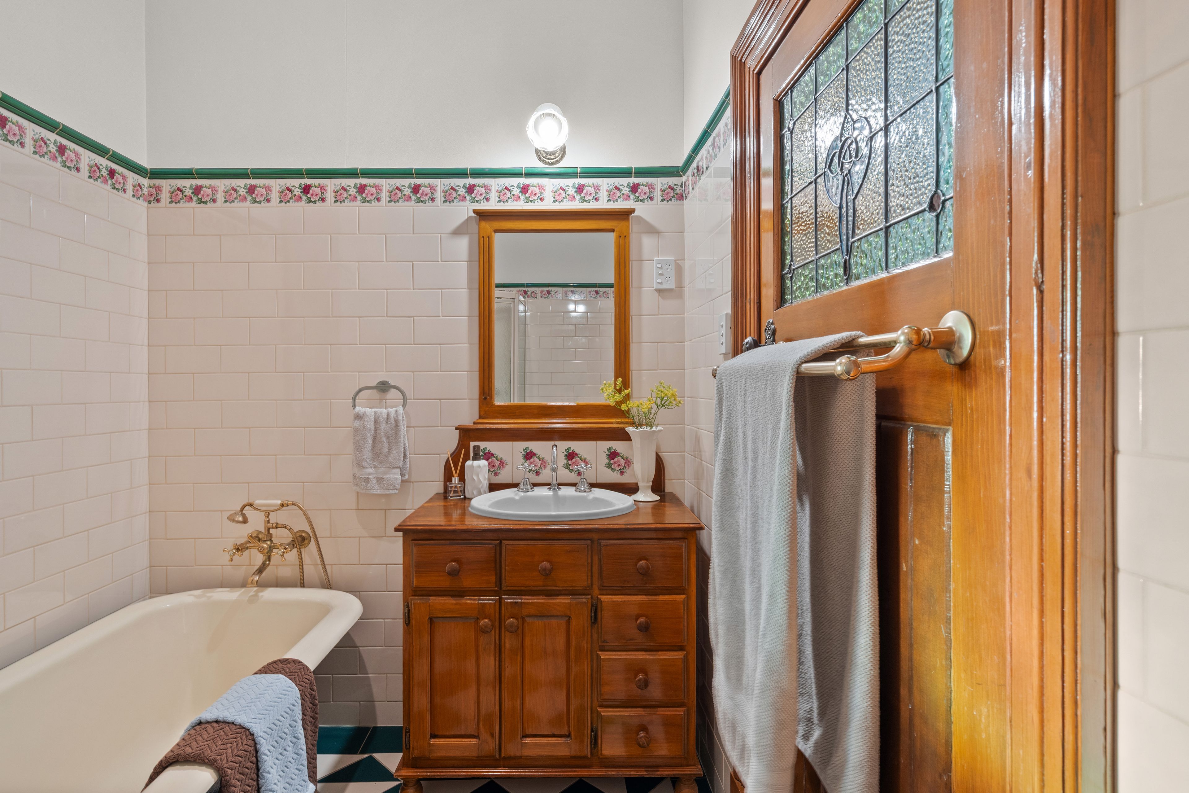 16 Clifford Street — photo 21 of 28