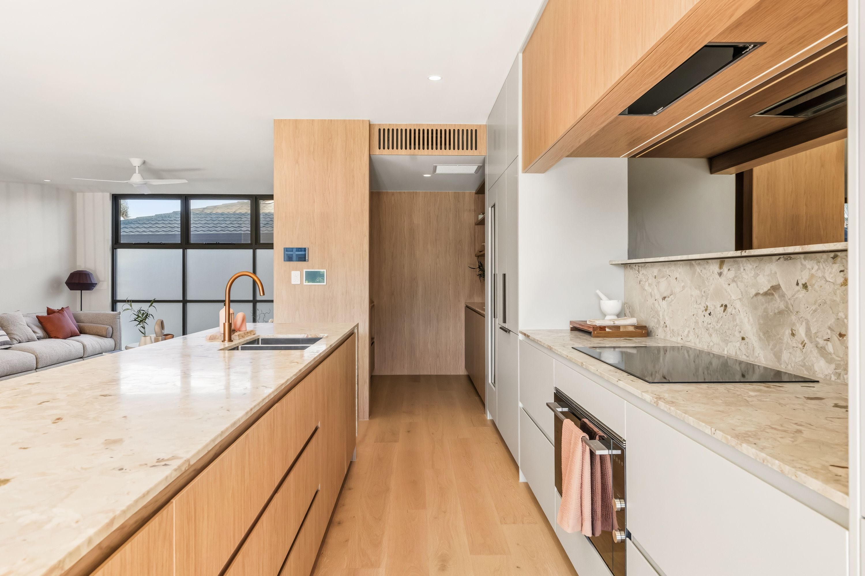 2/82 Townson Avenue — photo 10 of 30