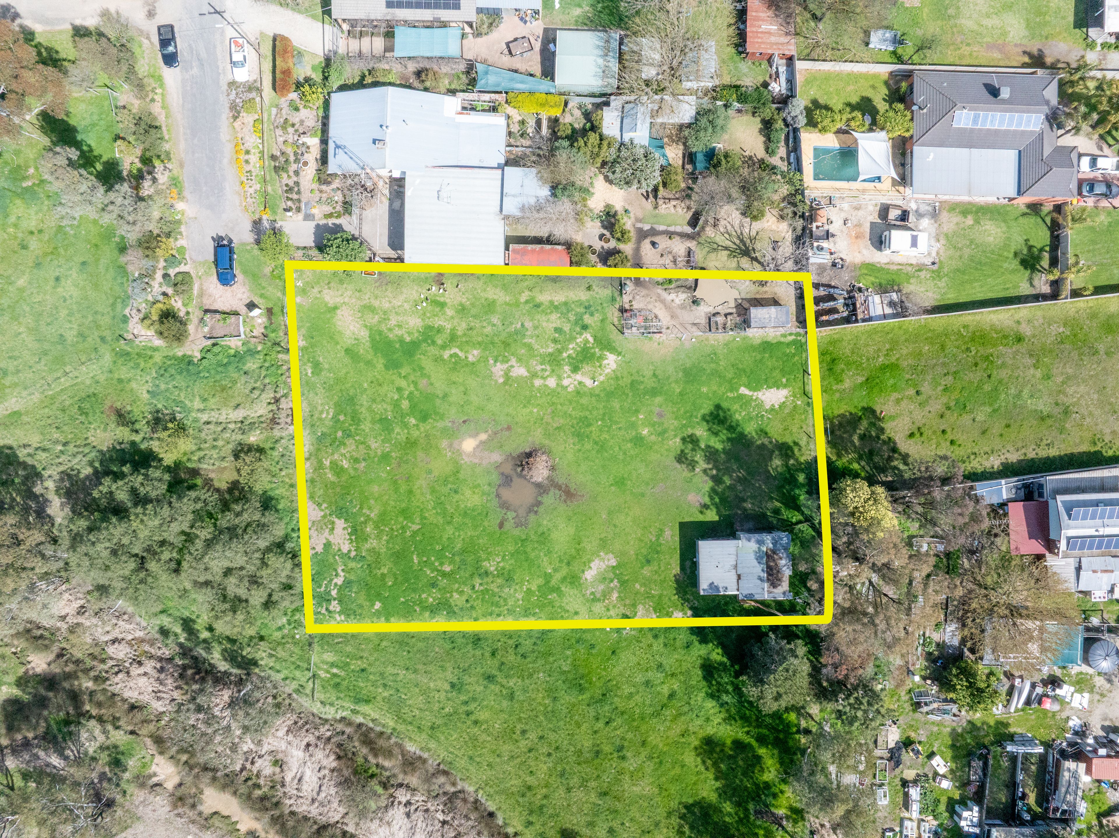 11 Dropmore Avenue, Seymour, VIC 3660