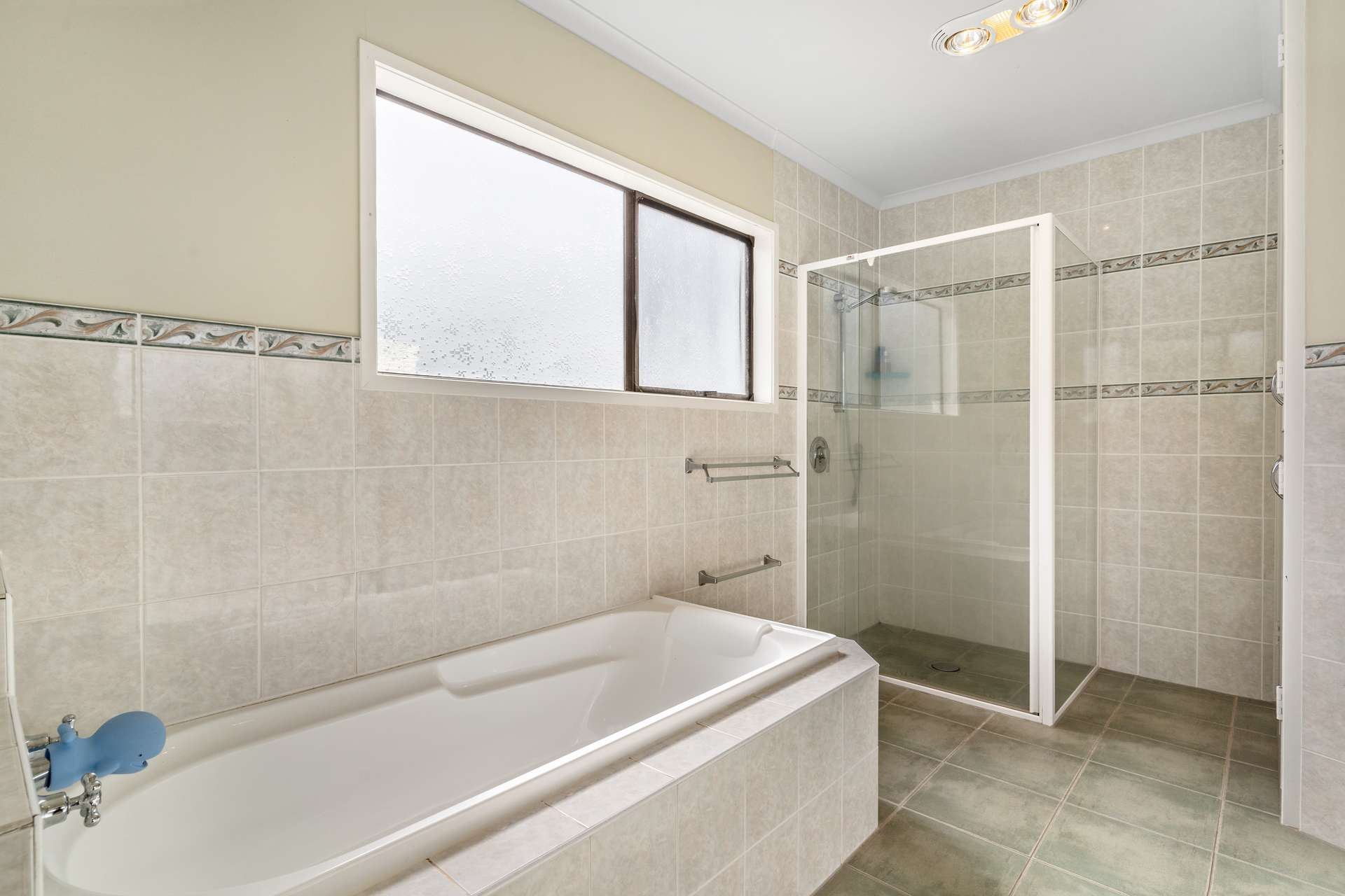 15 Flagstaff Place photo 26