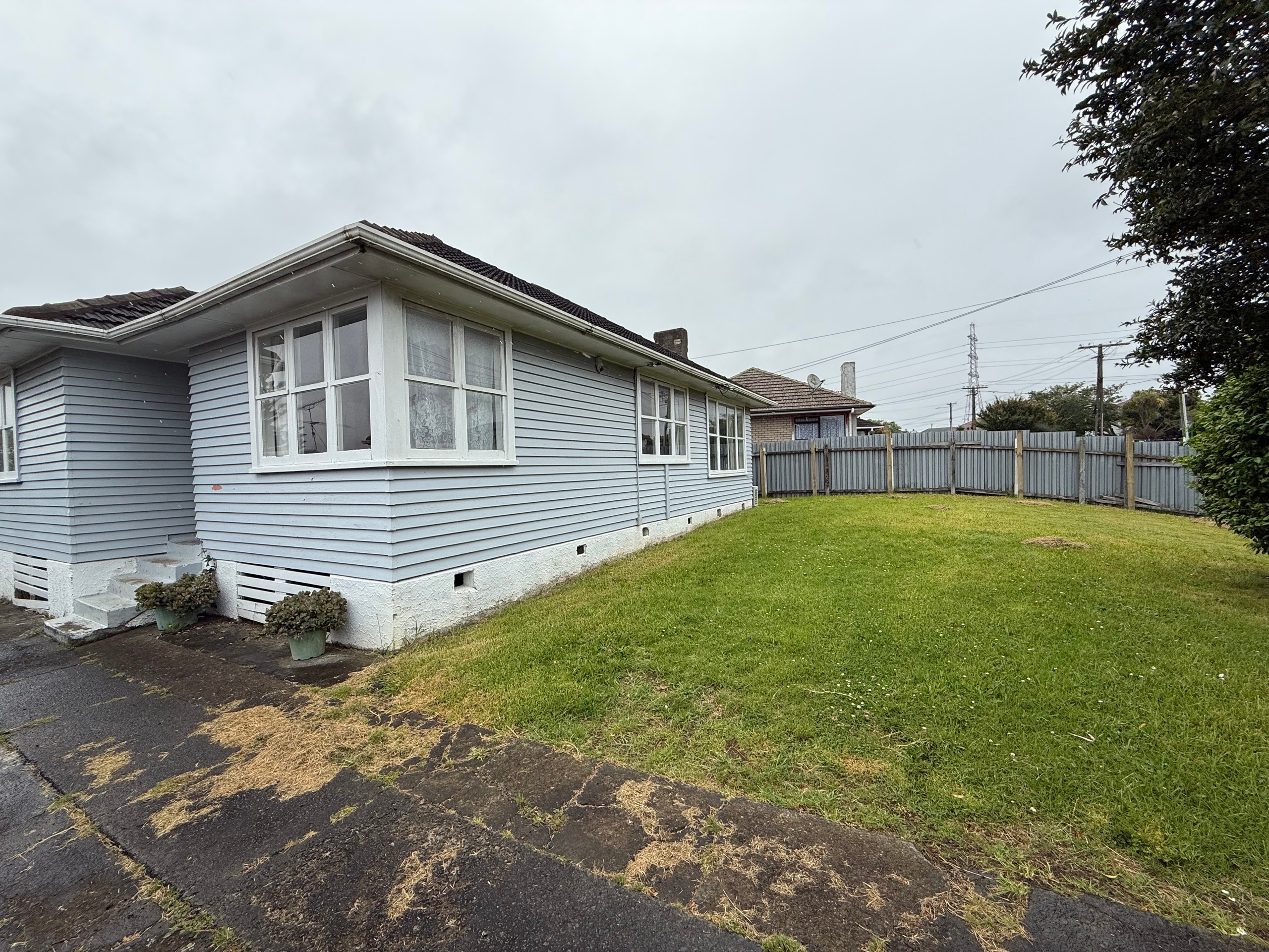 18 Crown Crescent, Otara, Manukau City