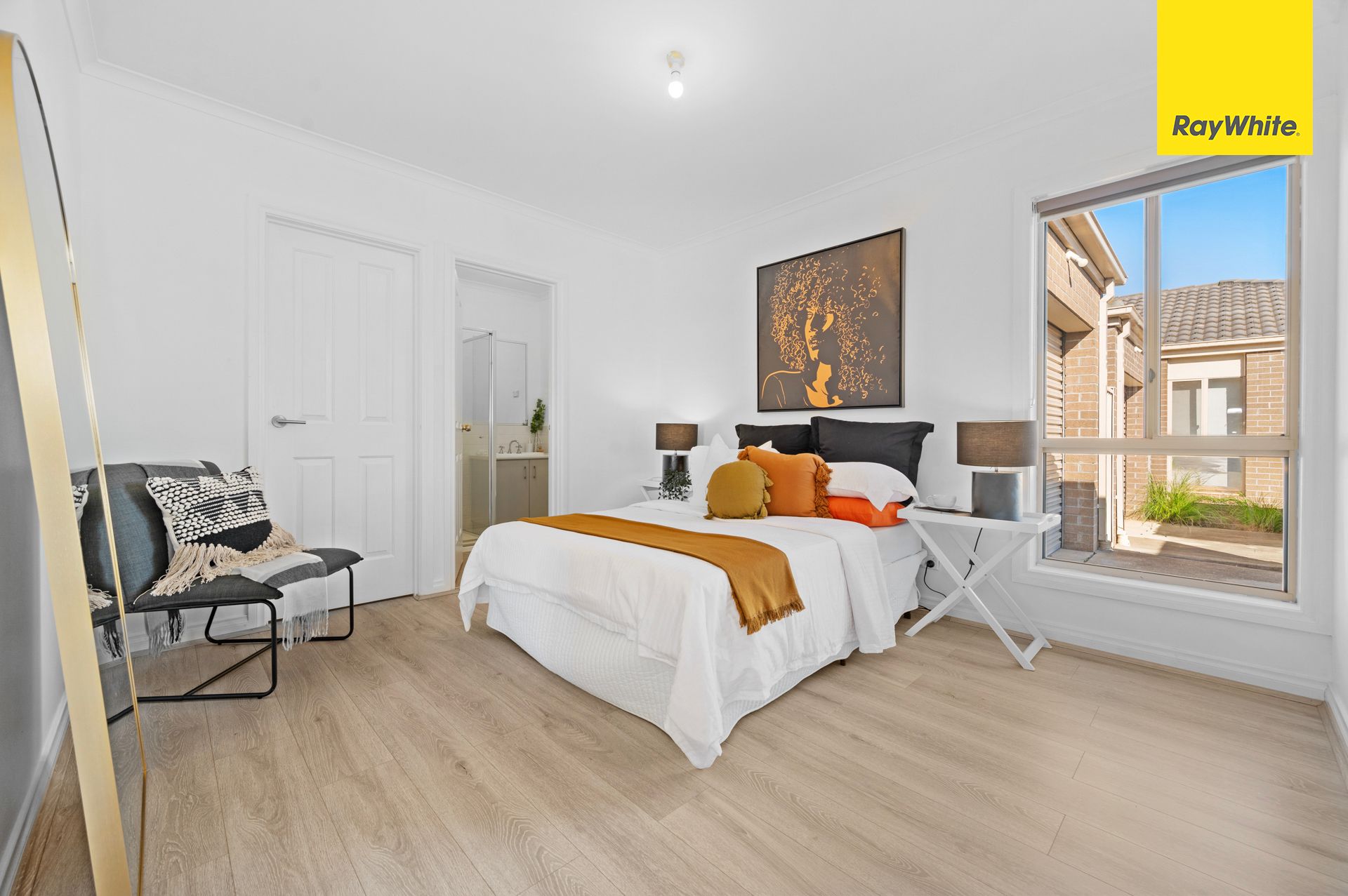 4/3 Austin Place — photo 3 of 15