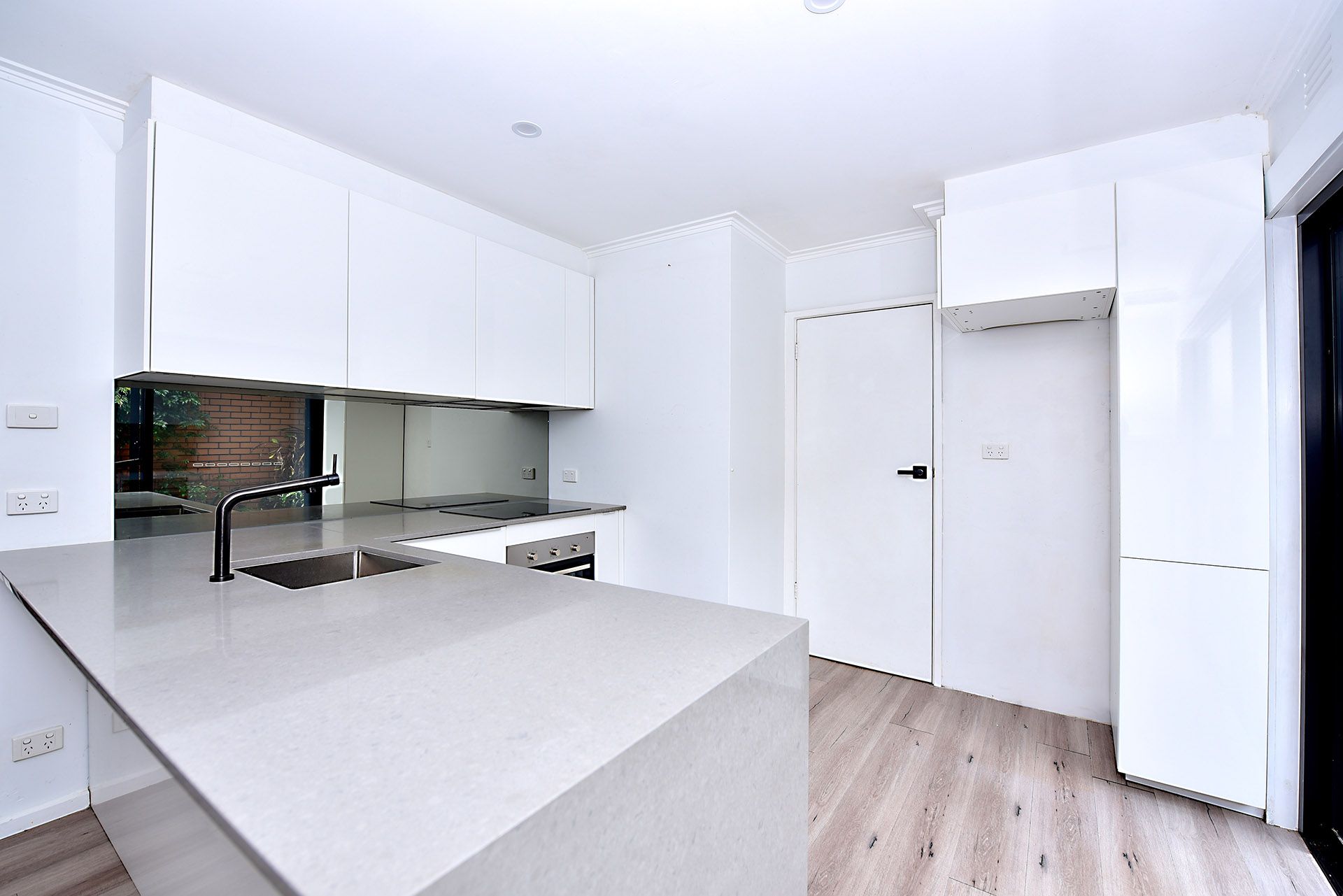 2/30 Victor Street, Beaumaris, VIC 3193