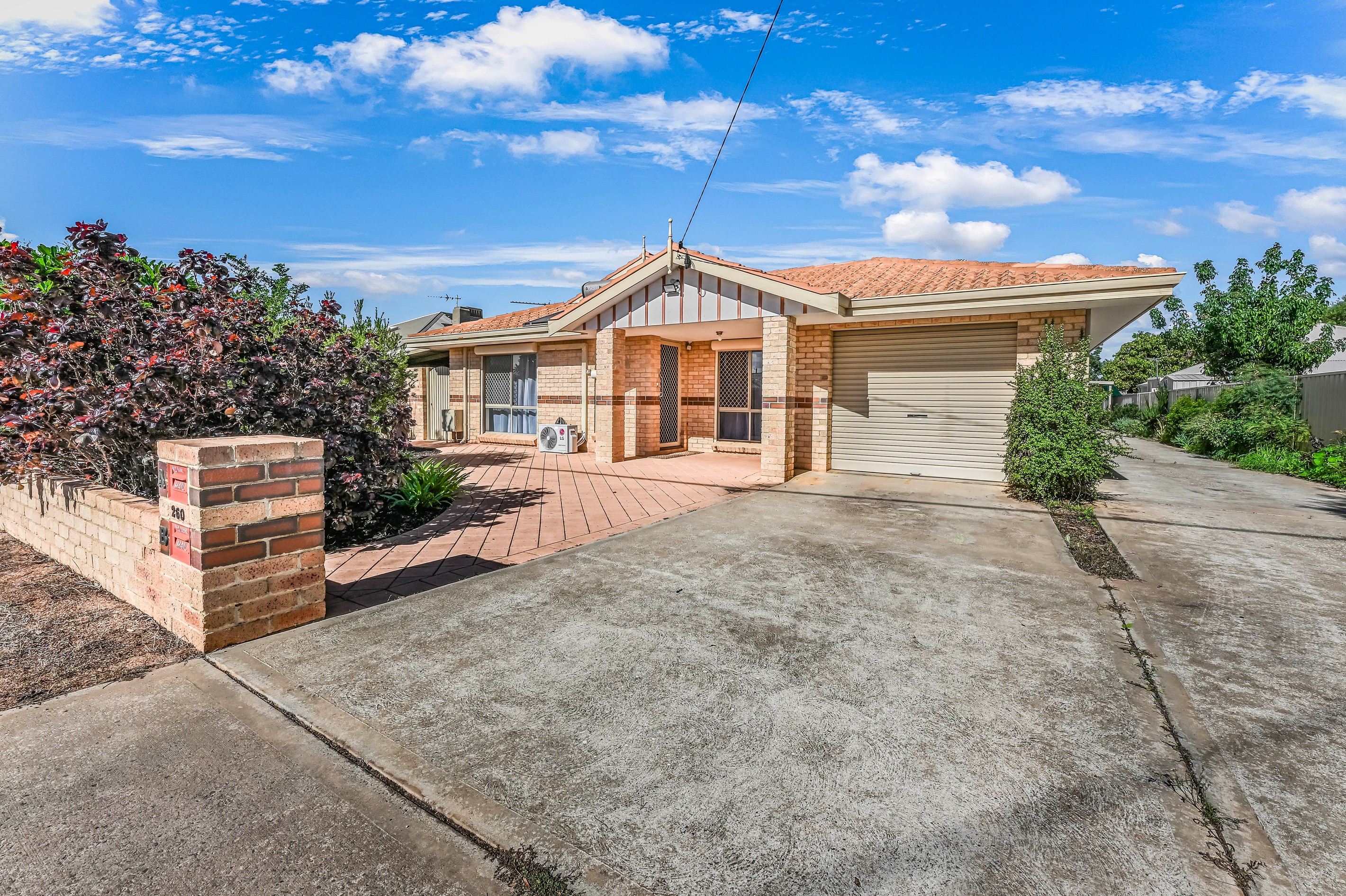 260a Third Street, Wonthella, WA 6530