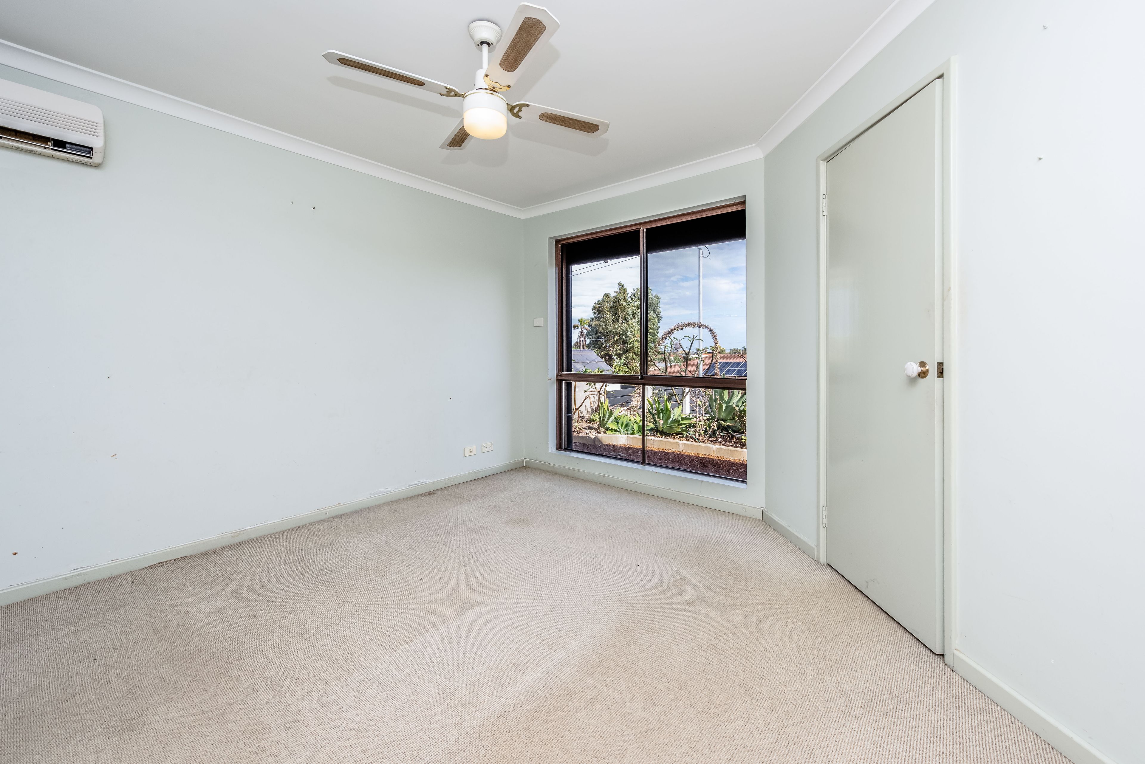 13 Glenview Street, Mount Tarcoola, WA 6530