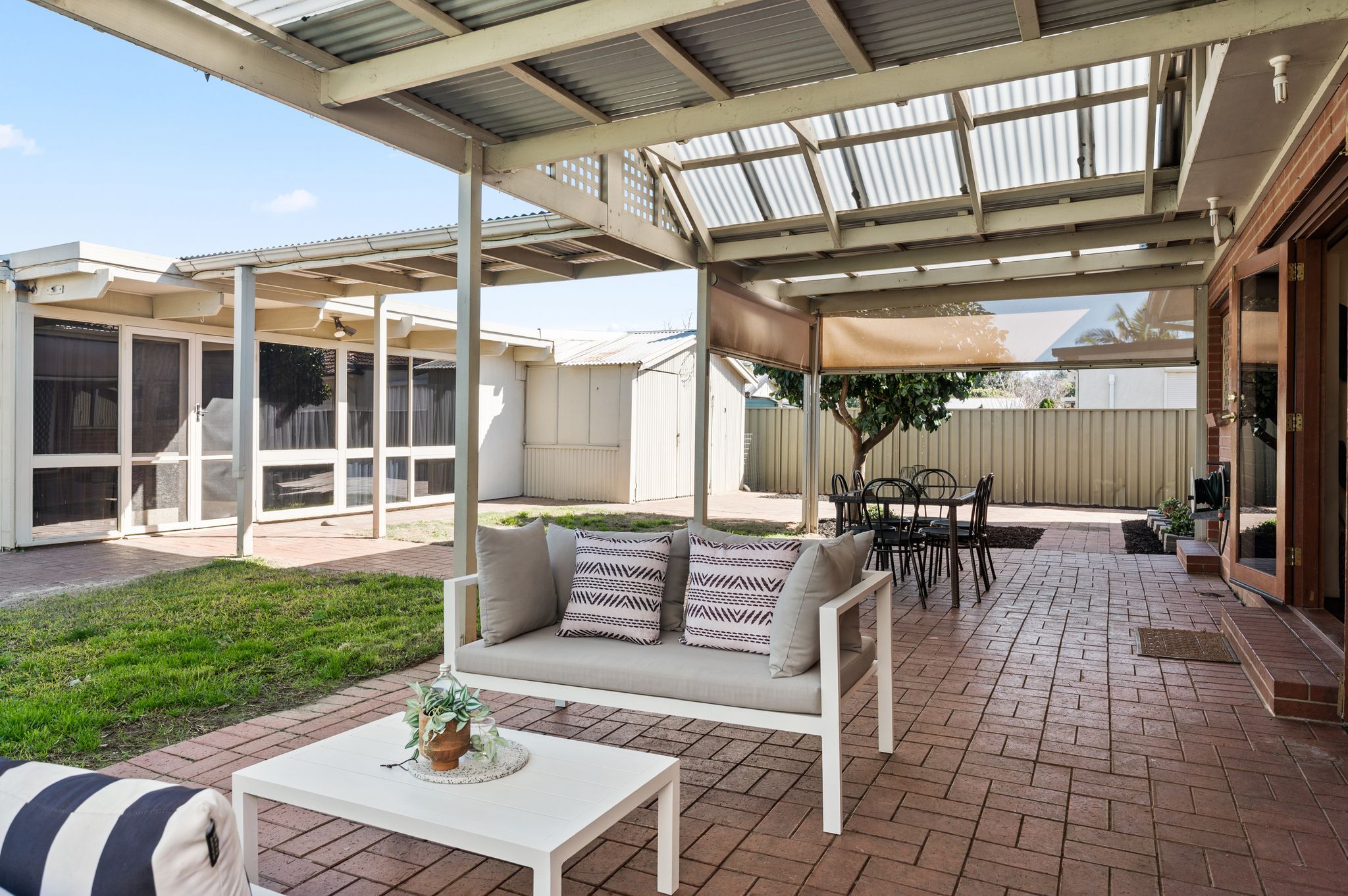 111 Oaklands Road — photo 16 of 19