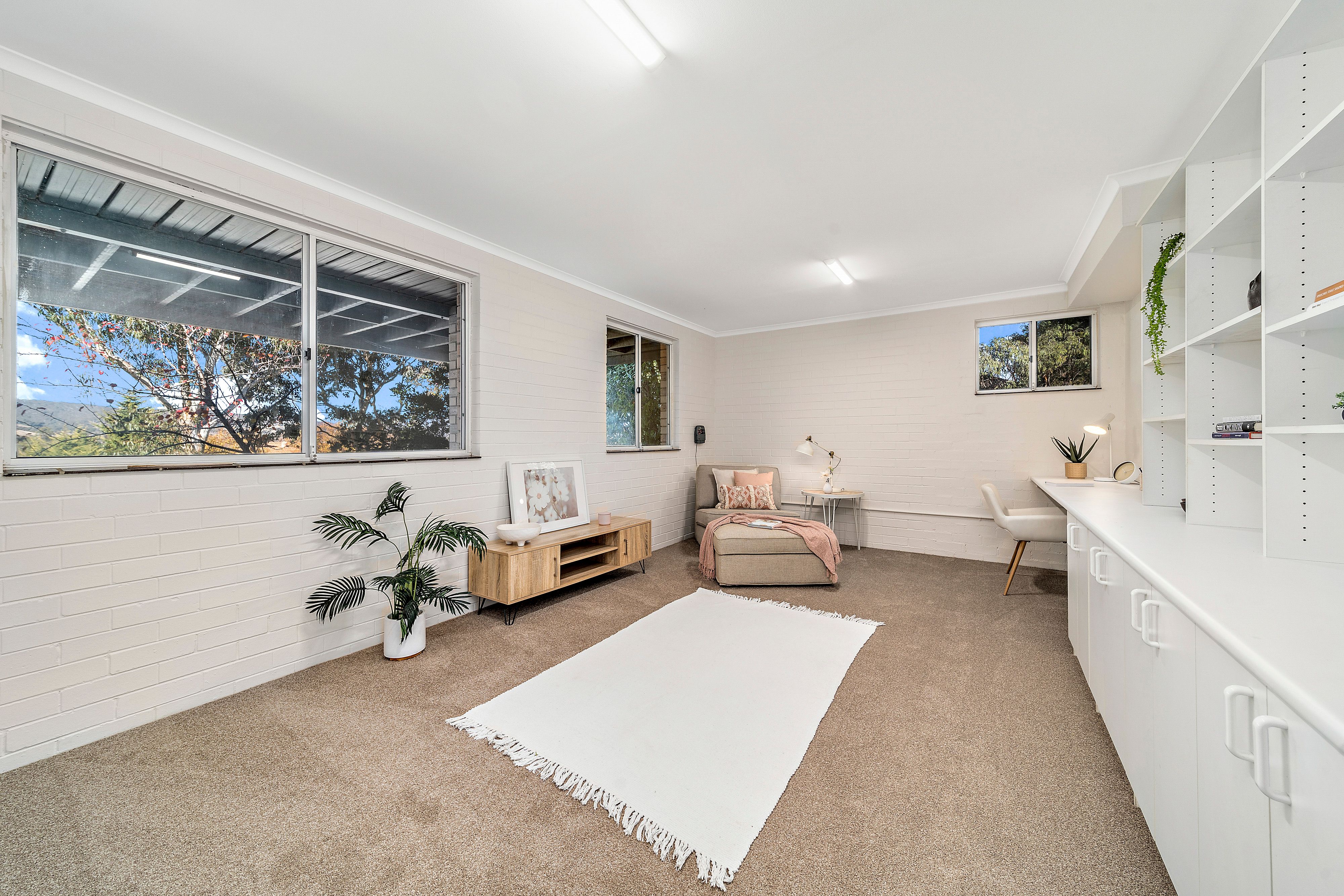 9 Ebsworth Close, Macarthur, ACT 2904