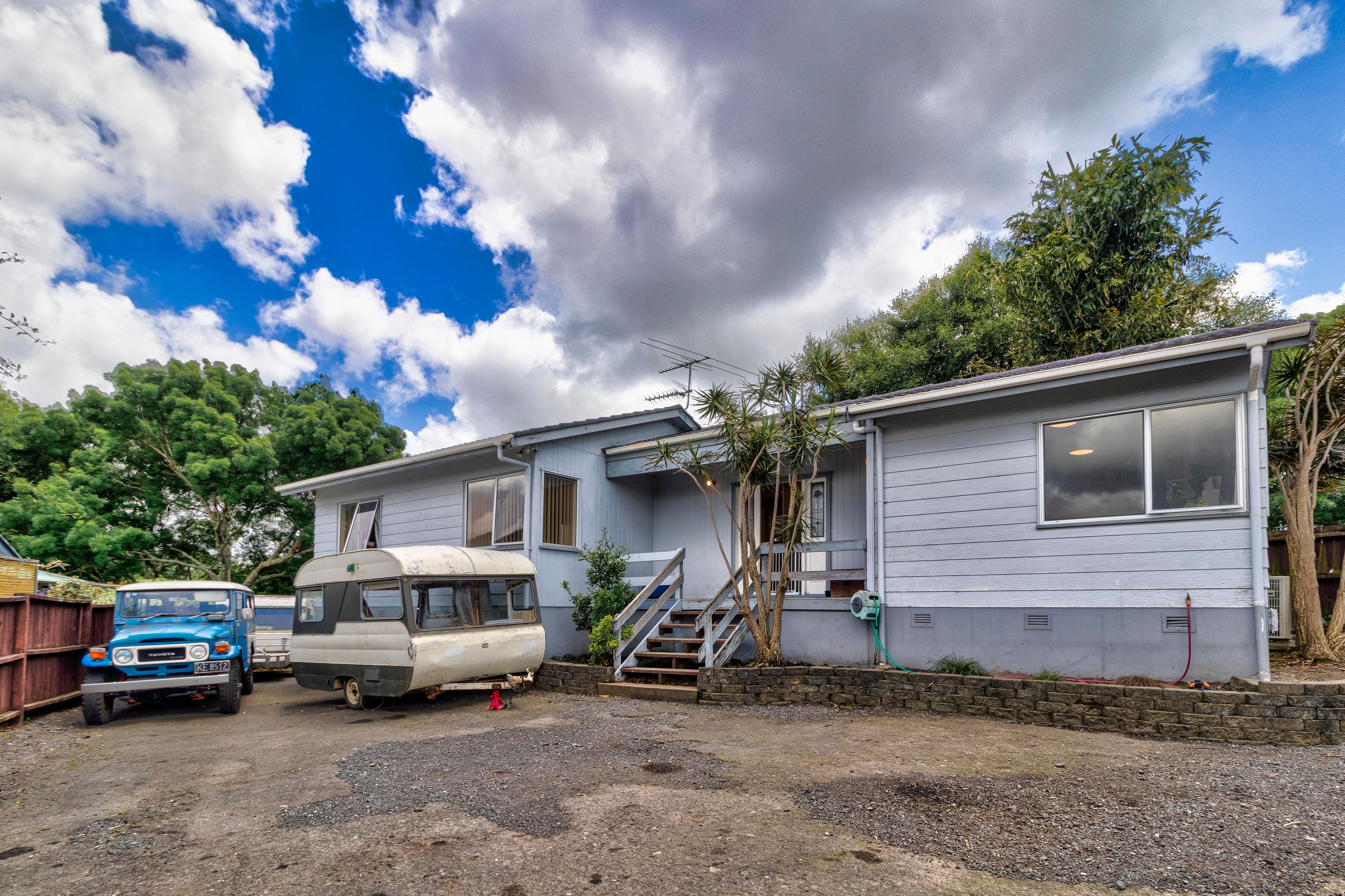 161 Bradbury Road, Botany Downs, Manukau City