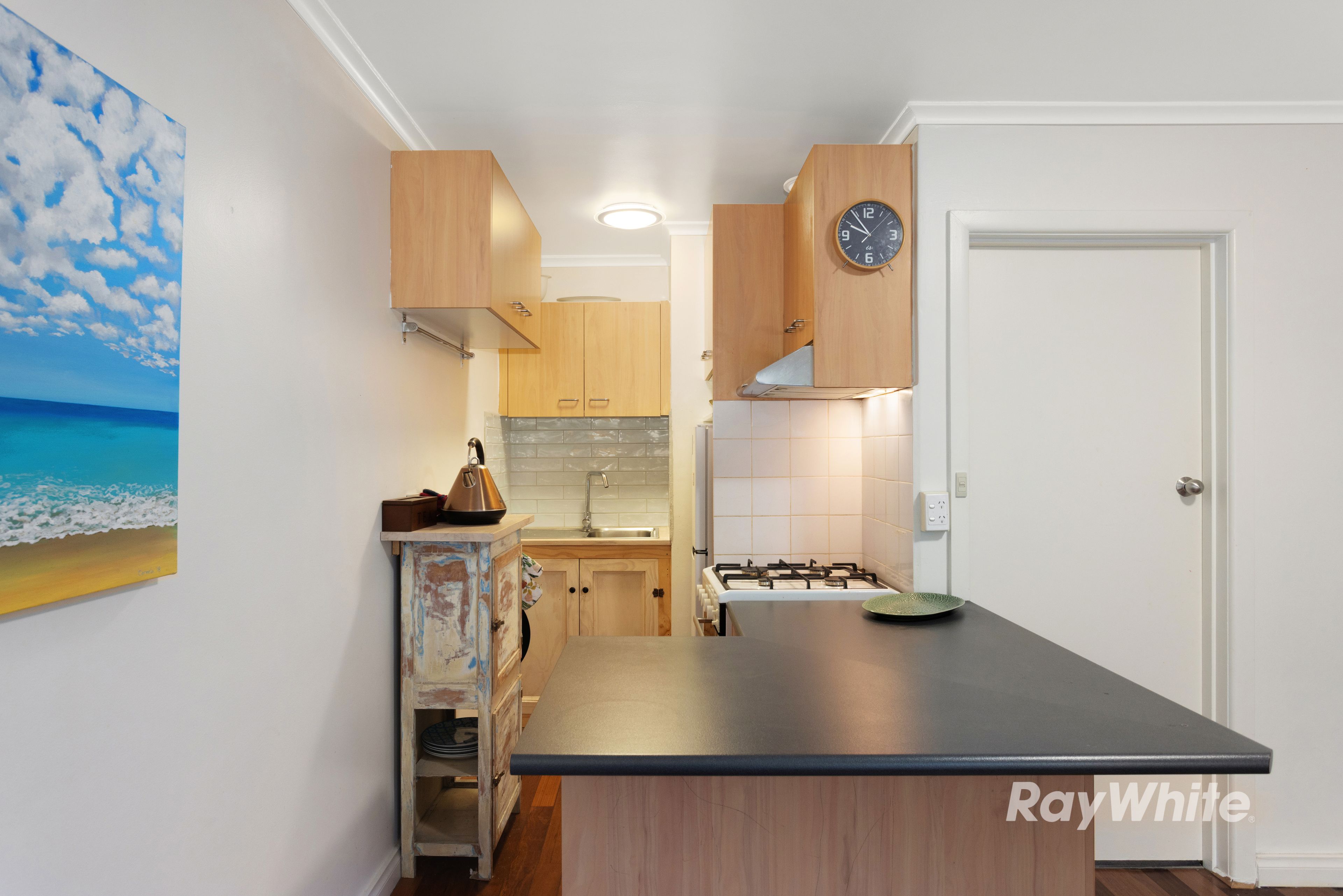 4/6 Tattenham Street — photo 6 of 9