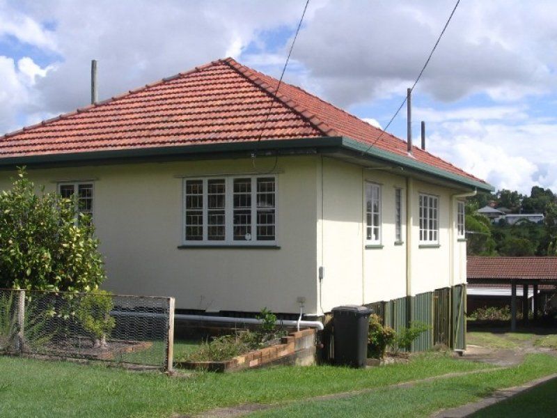 37 Maple Street, Wavell Heights, QLD 4012
