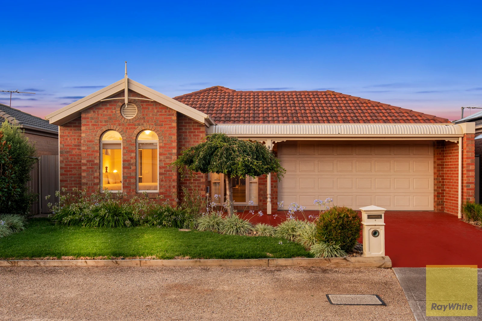 9 Bradman Drive, Tarneit, VIC 3029