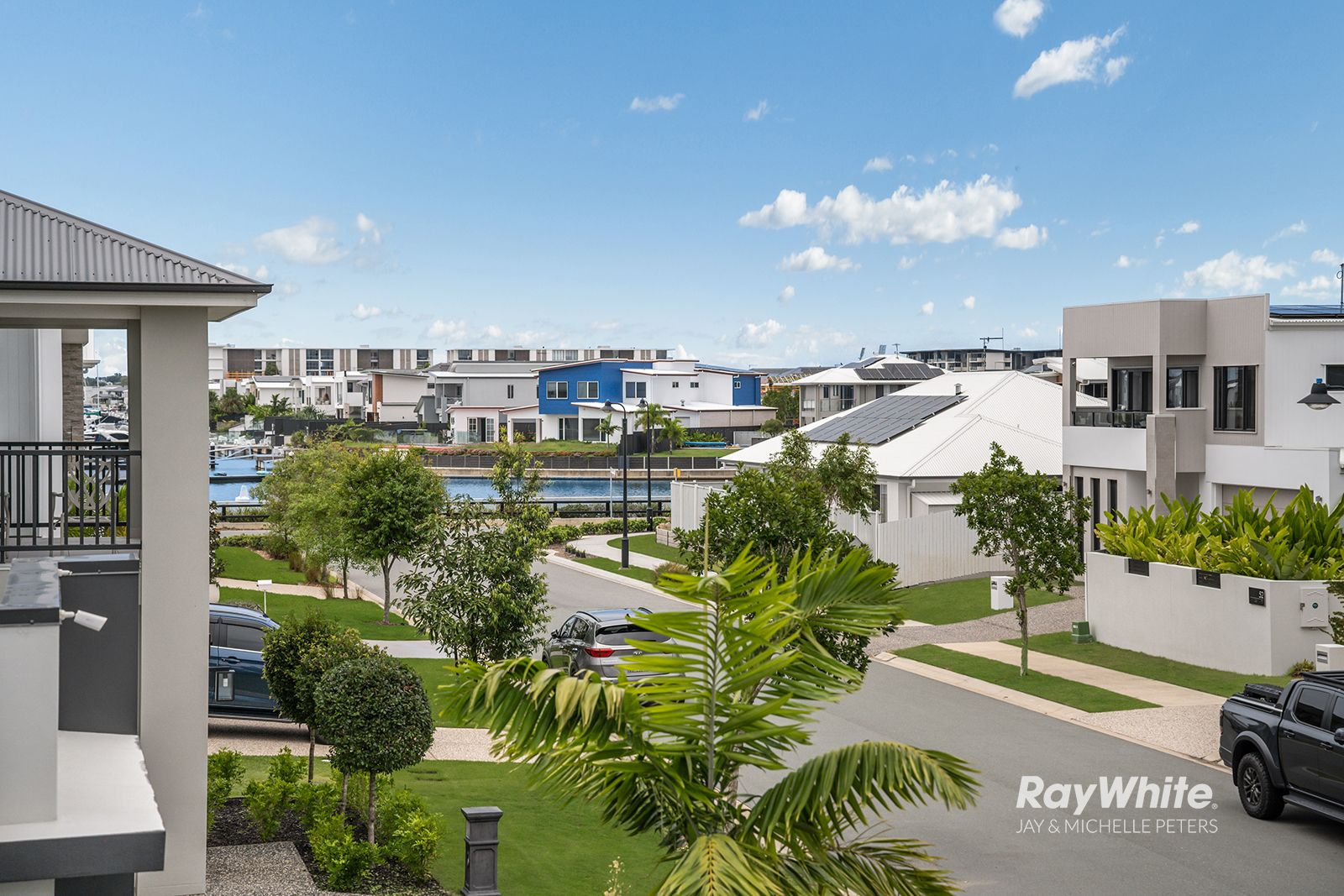 33 Clearwater Street, Newport, QLD 4020