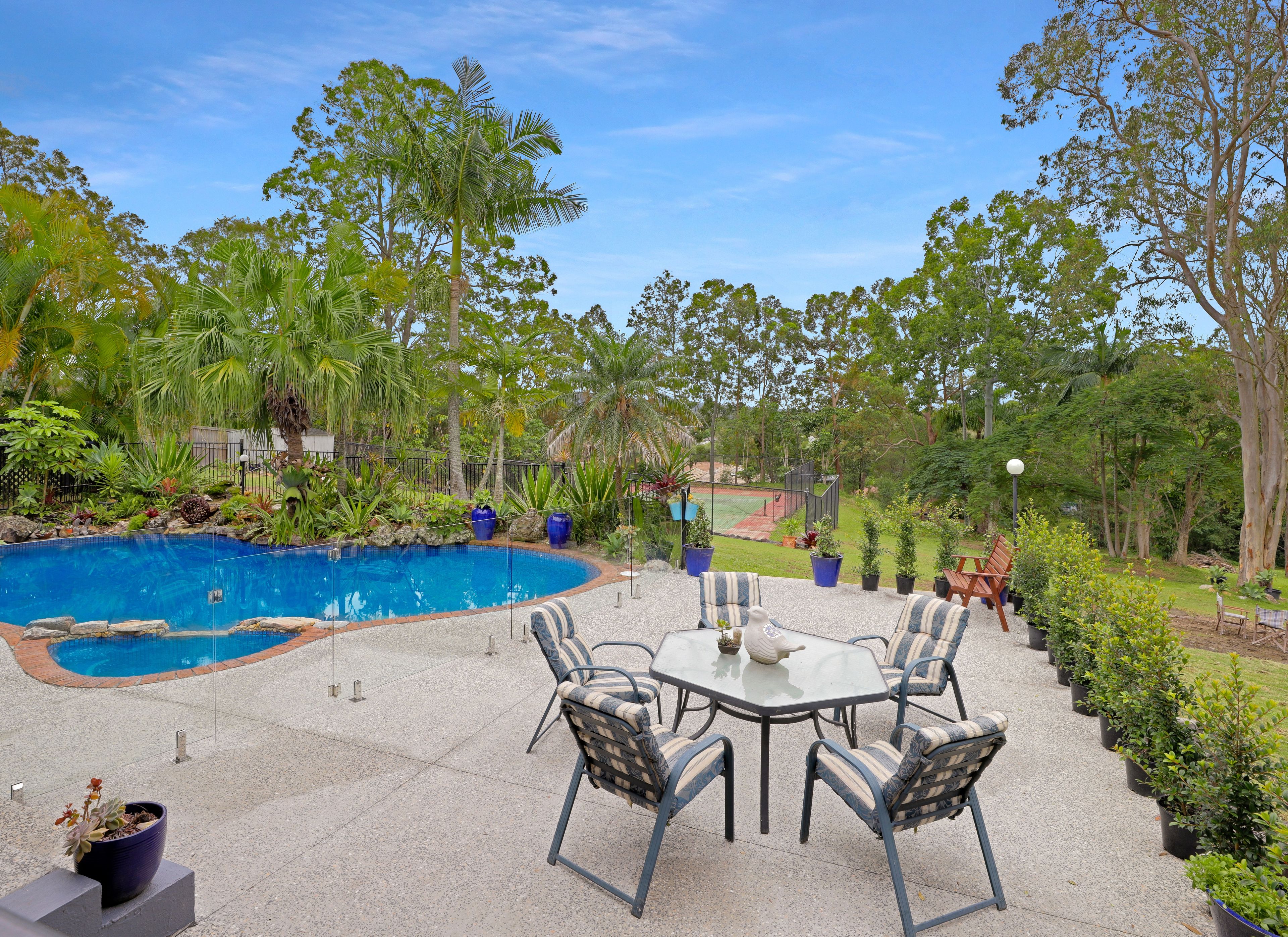 5 Innisfail Road, Highland Park, QLD 4211