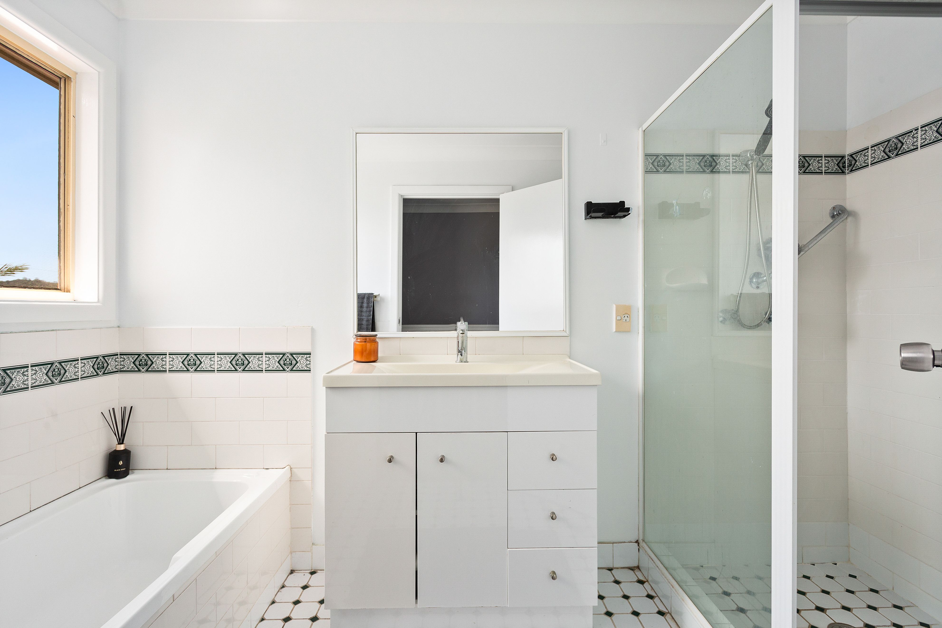 13/8288 Daintree Drive, Albion Park, NSW 2527 House for Sale Ray