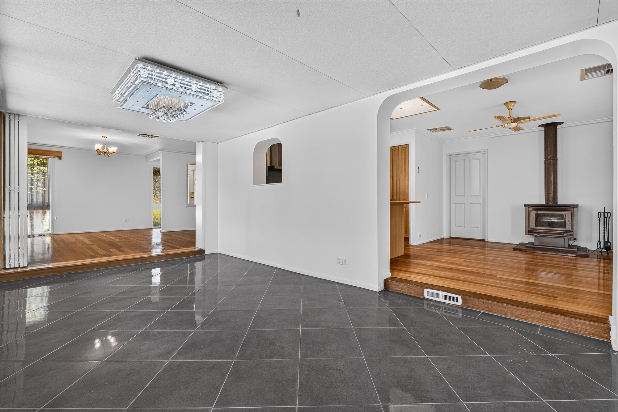 77 Rachelle Drive, Wantirna, VIC 3152