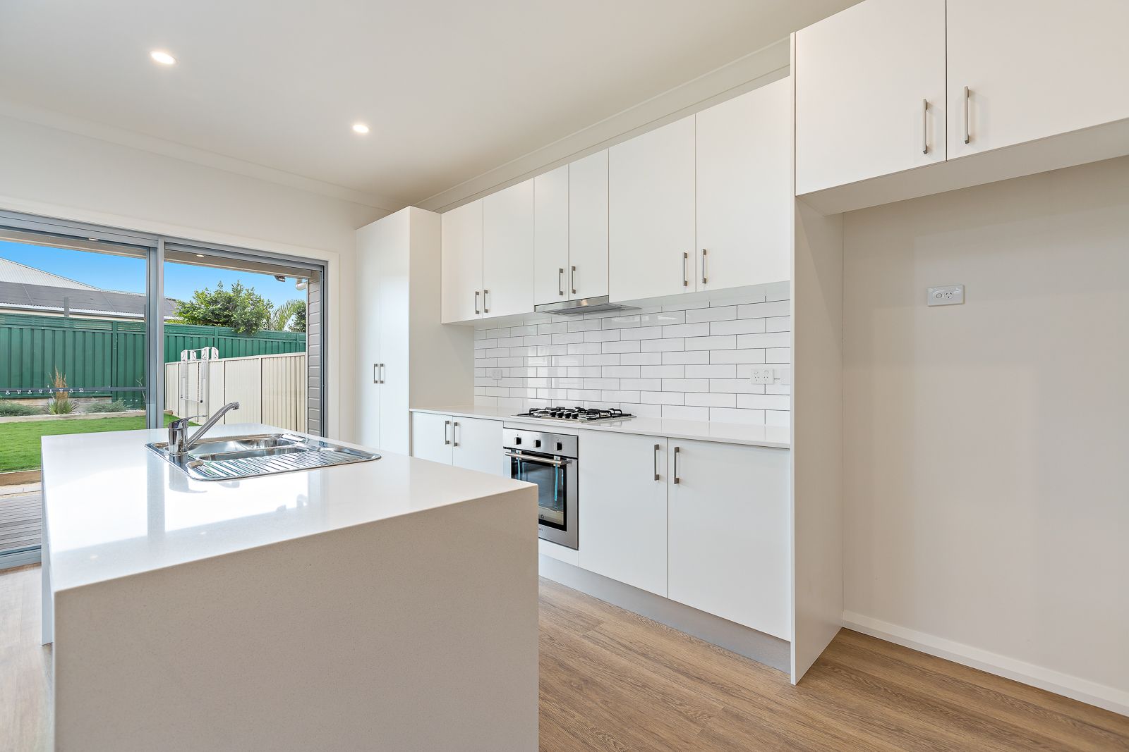8a Teak Close, Fletcher, NSW 2287