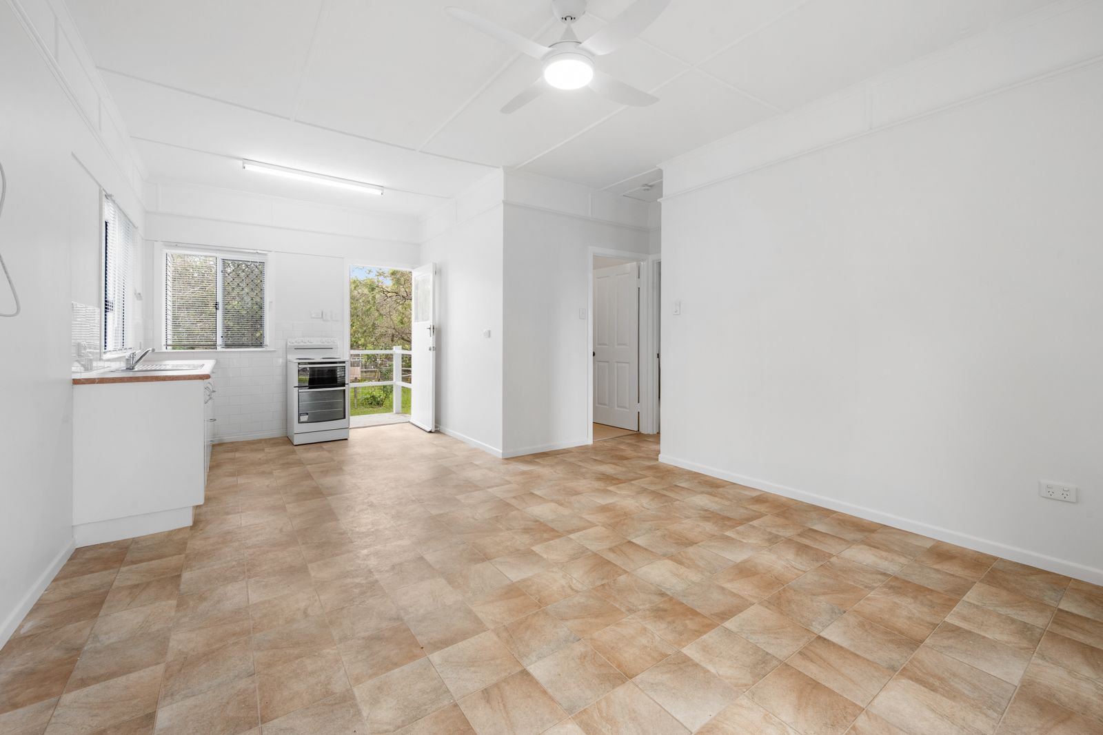 2/206 Victoria Avenue, Margate, QLD 4019
