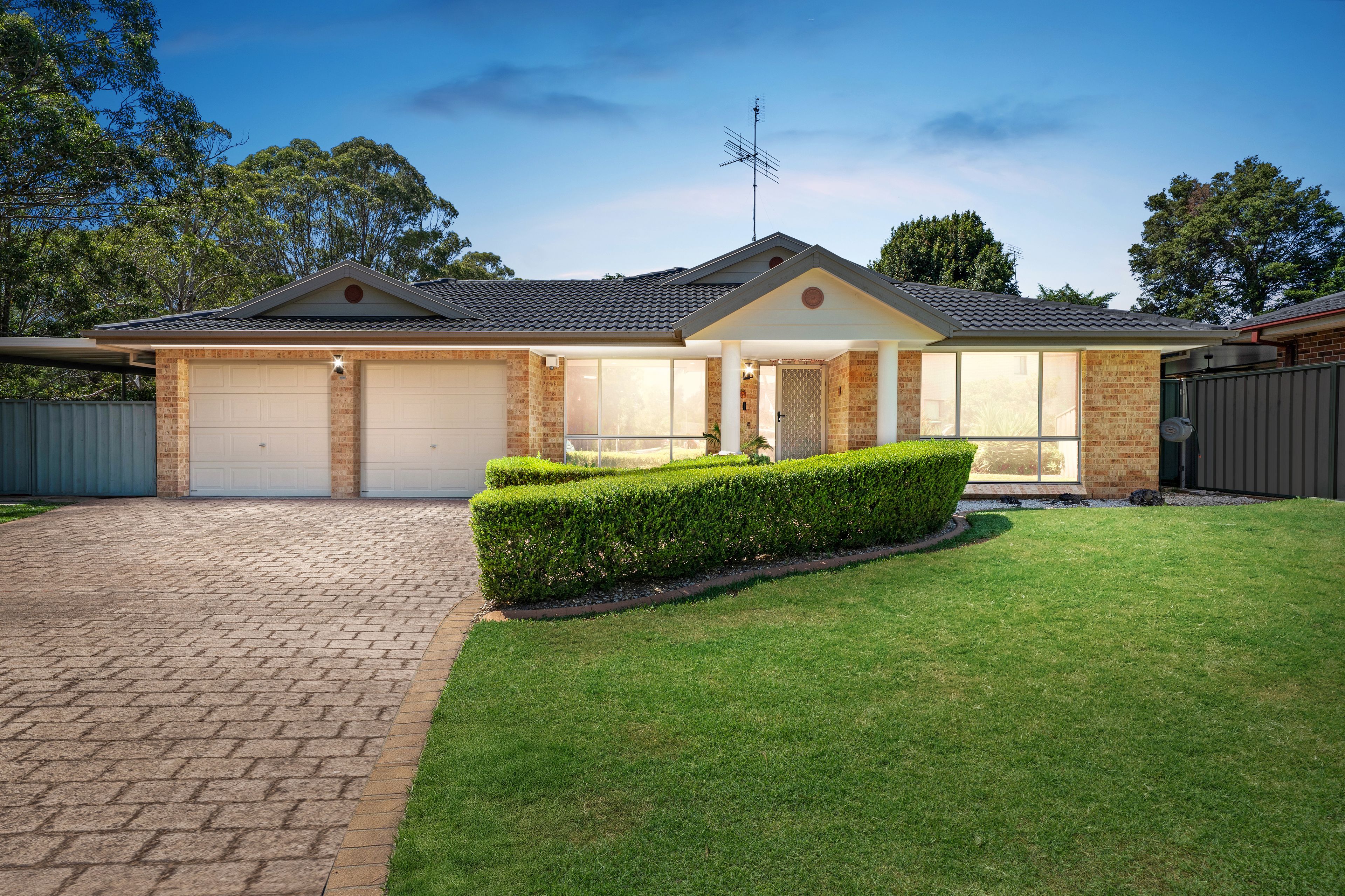 15 Begonia Court, Glenmore Park NSW 2745