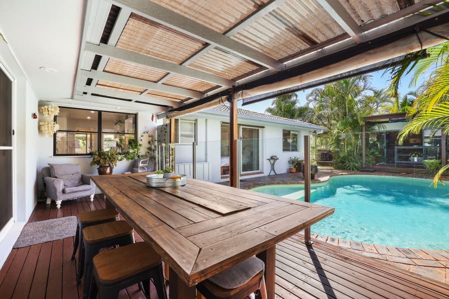 27 Dotterel Drive, Burleigh Waters, QLD 4220