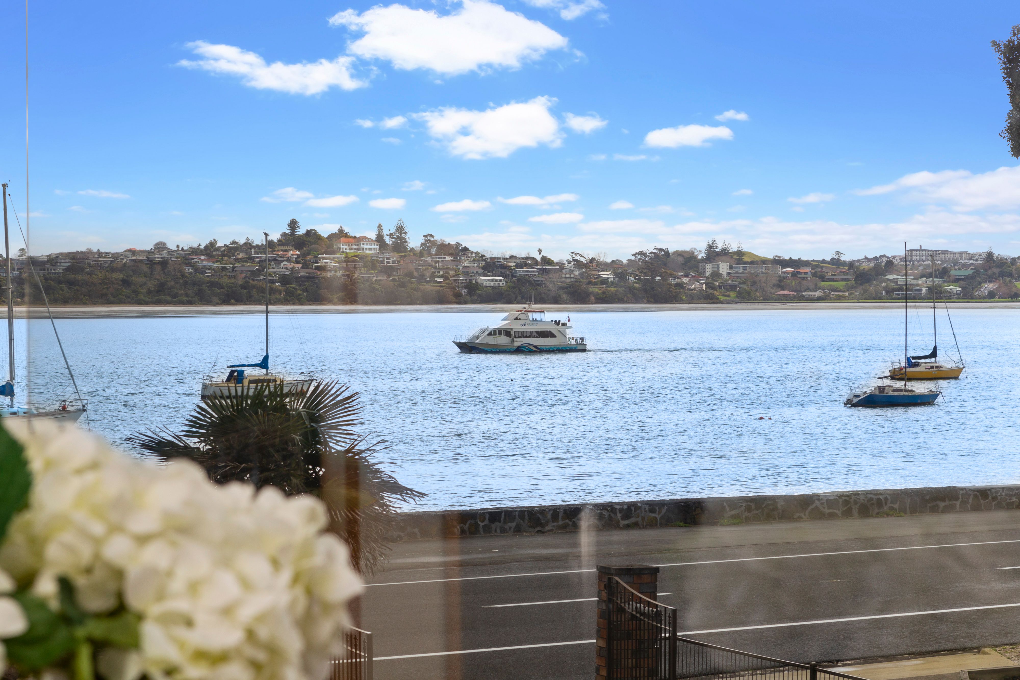 2/28a The Parade, Bucklands Beach, Manukau City