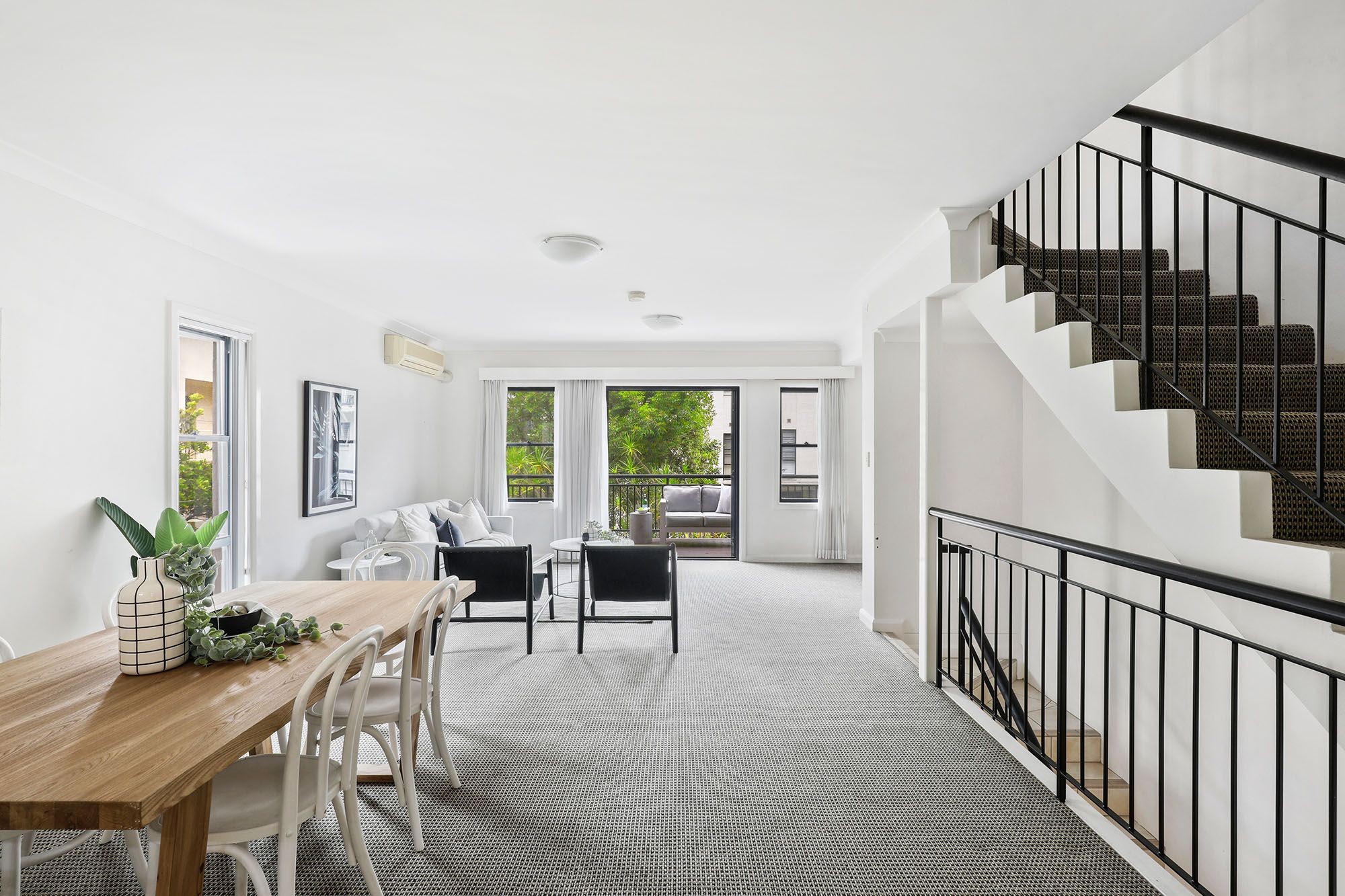 2 Walkers Drive, Lane Cove, NSW 2066