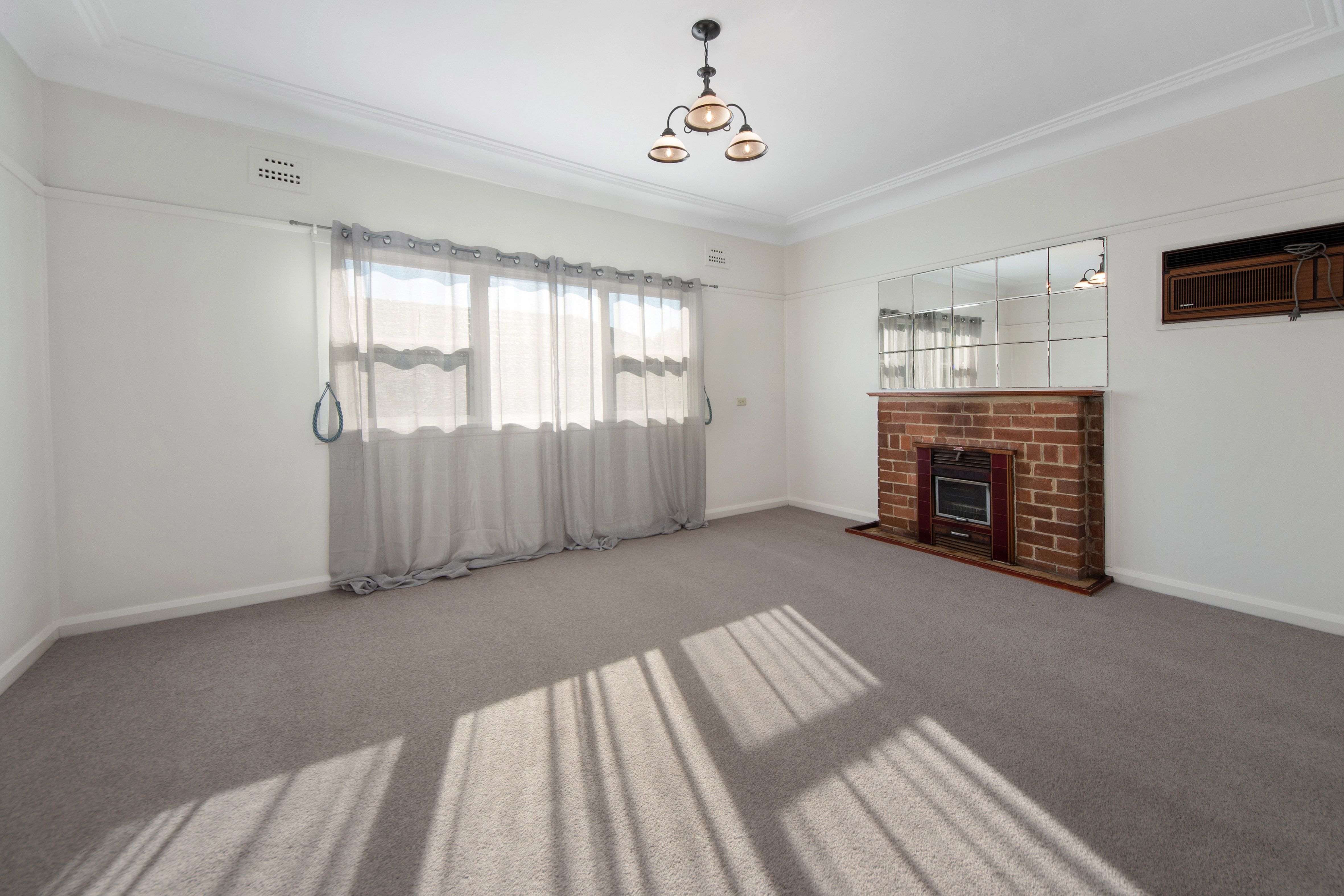 54 Milburn Road, Gymea, NSW 2227