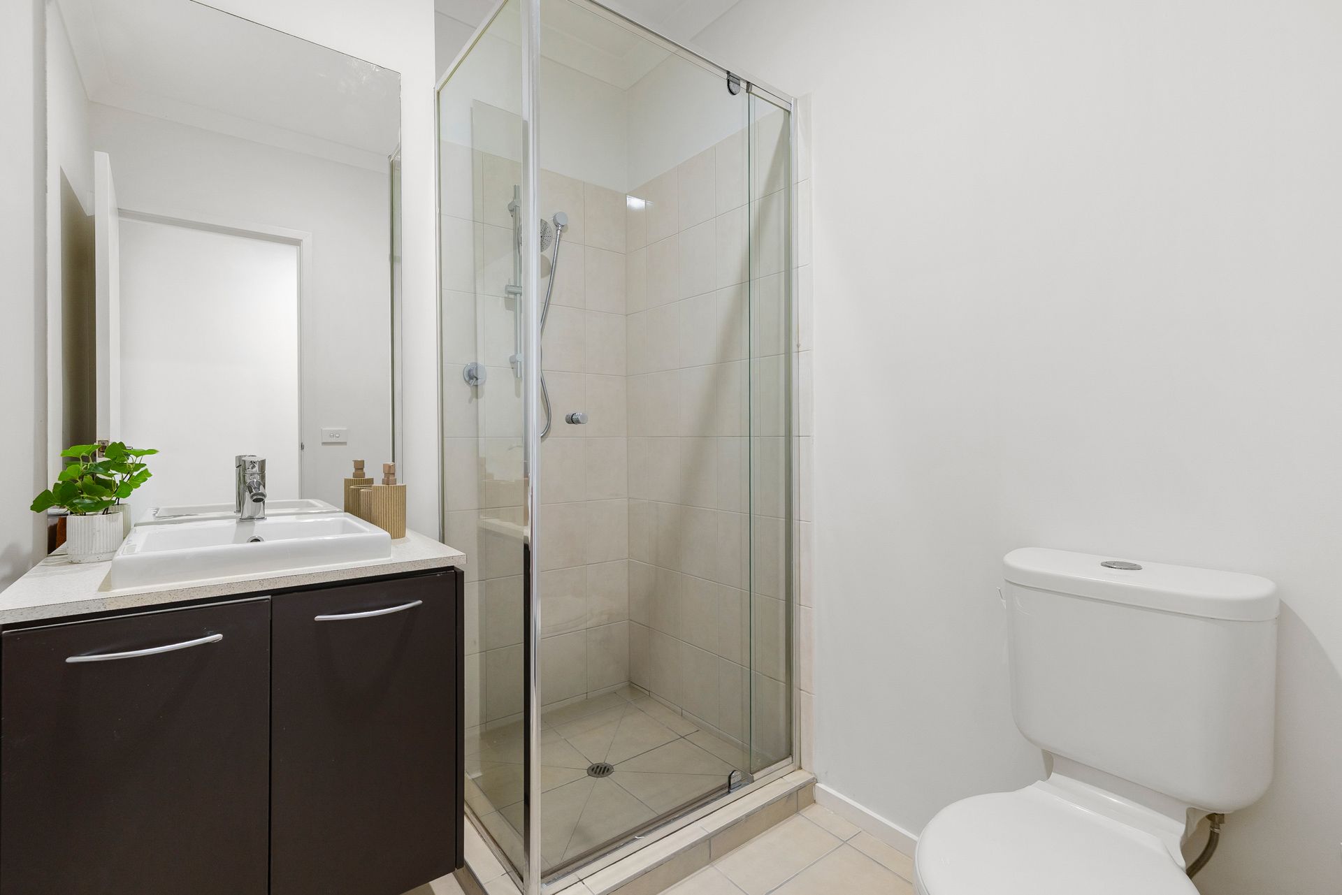 15 Karl Court — photo 17 of 19