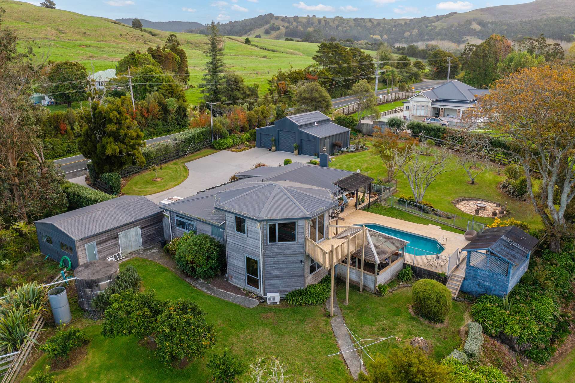 1245 Whangaripo Valley Road photo 0