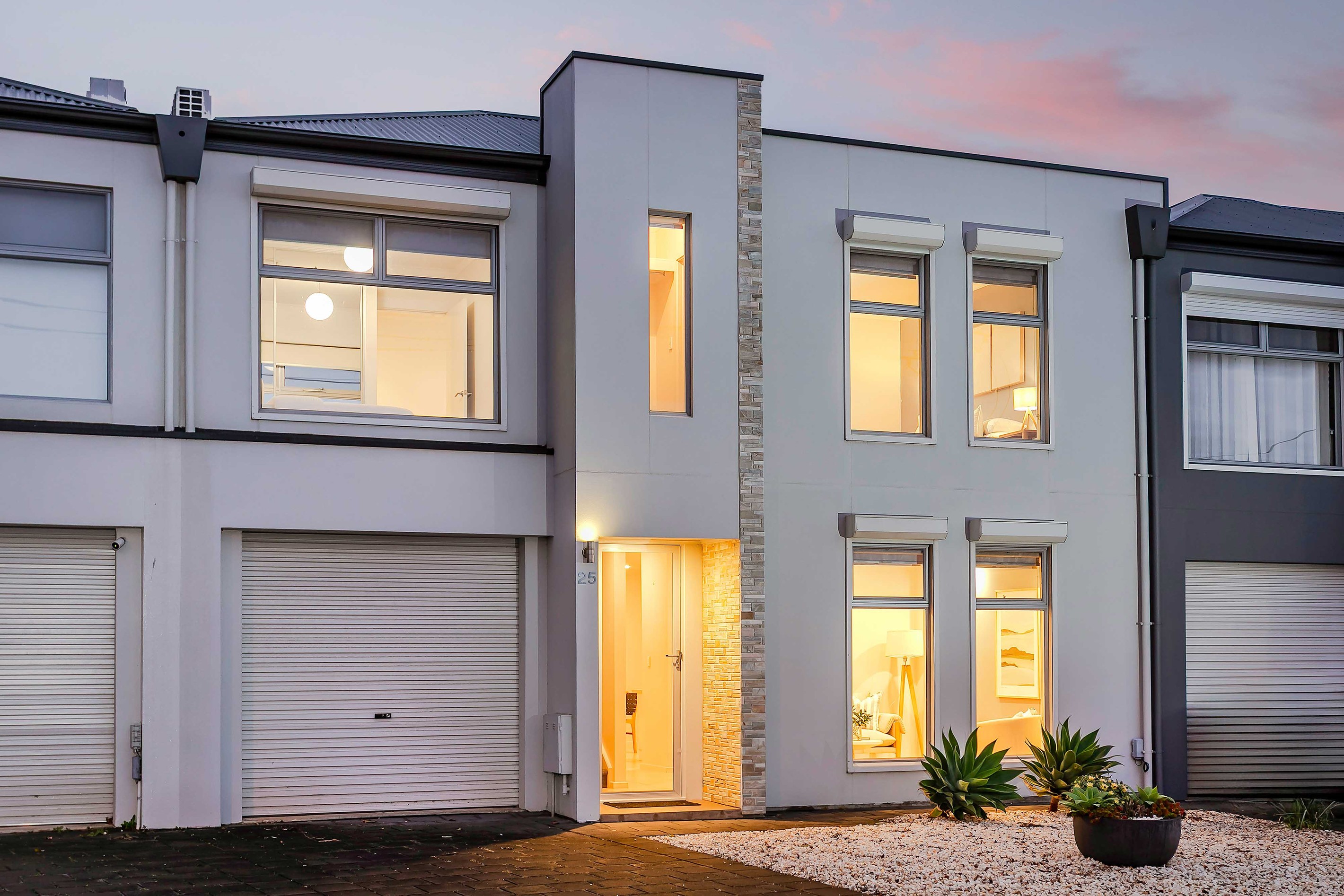 25 Parsons Grove, Park Holme, SA 5043