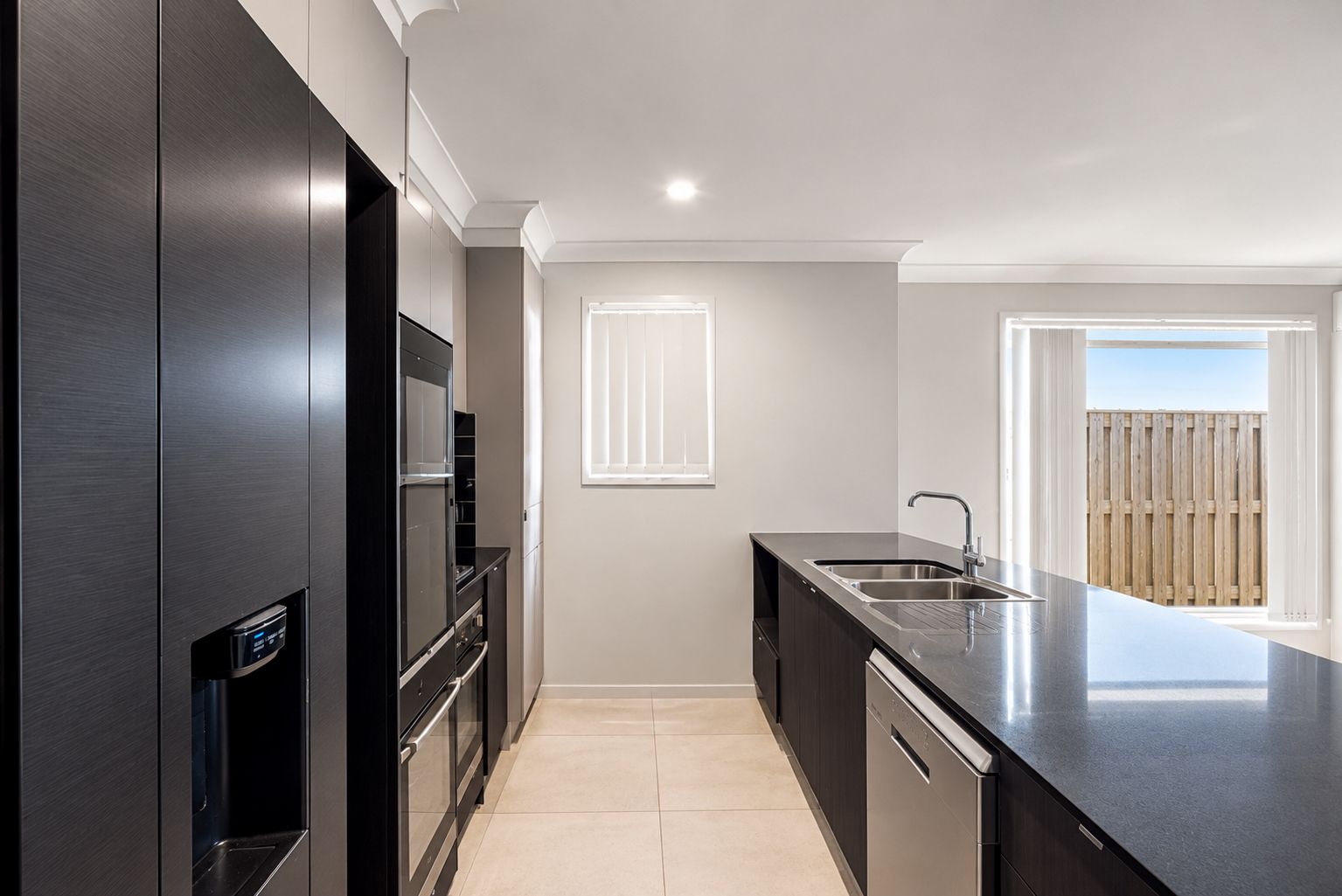 7 Burghardt Court — photo 3 of 21
