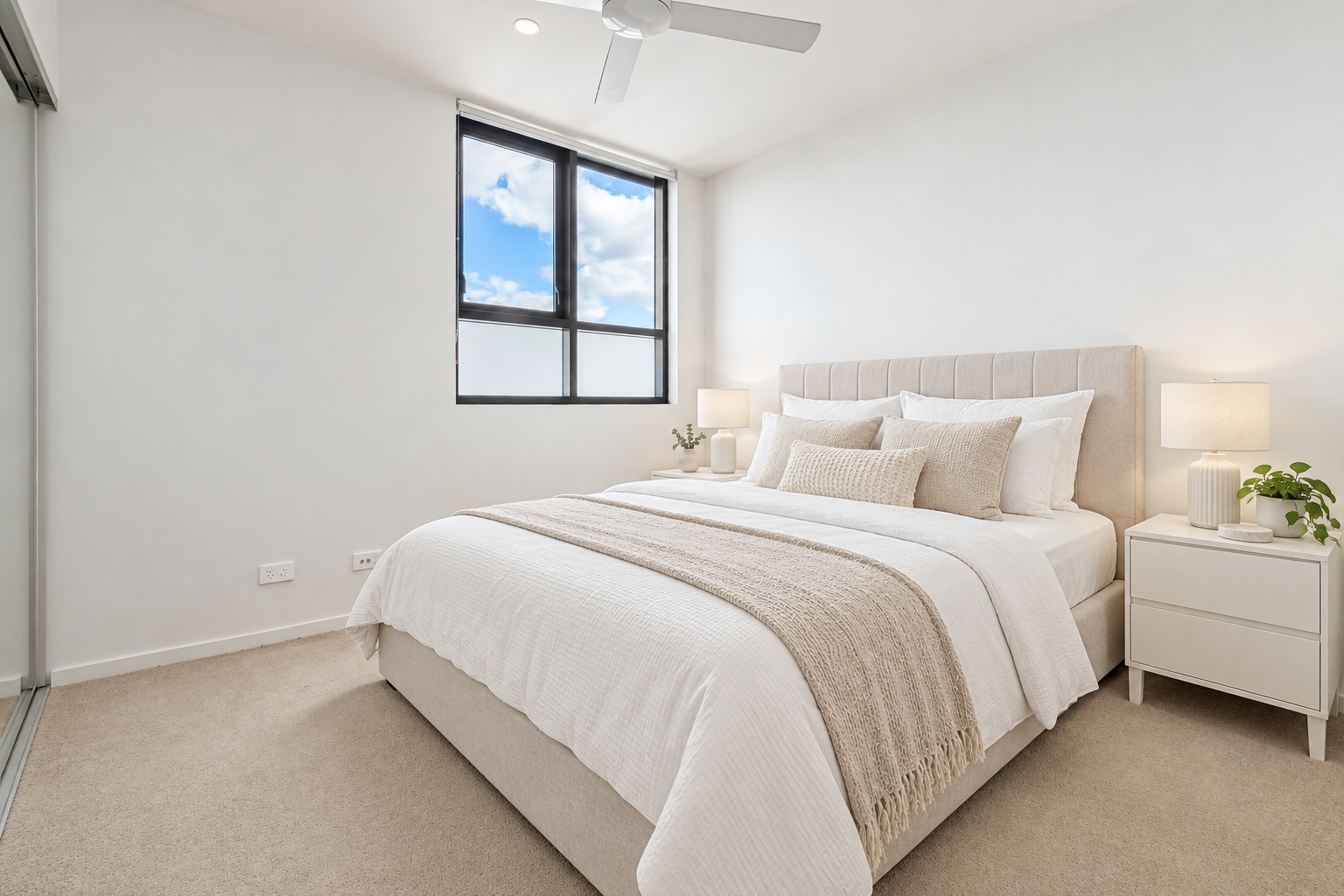 604/58 Manilla Street — photo 5 of 10