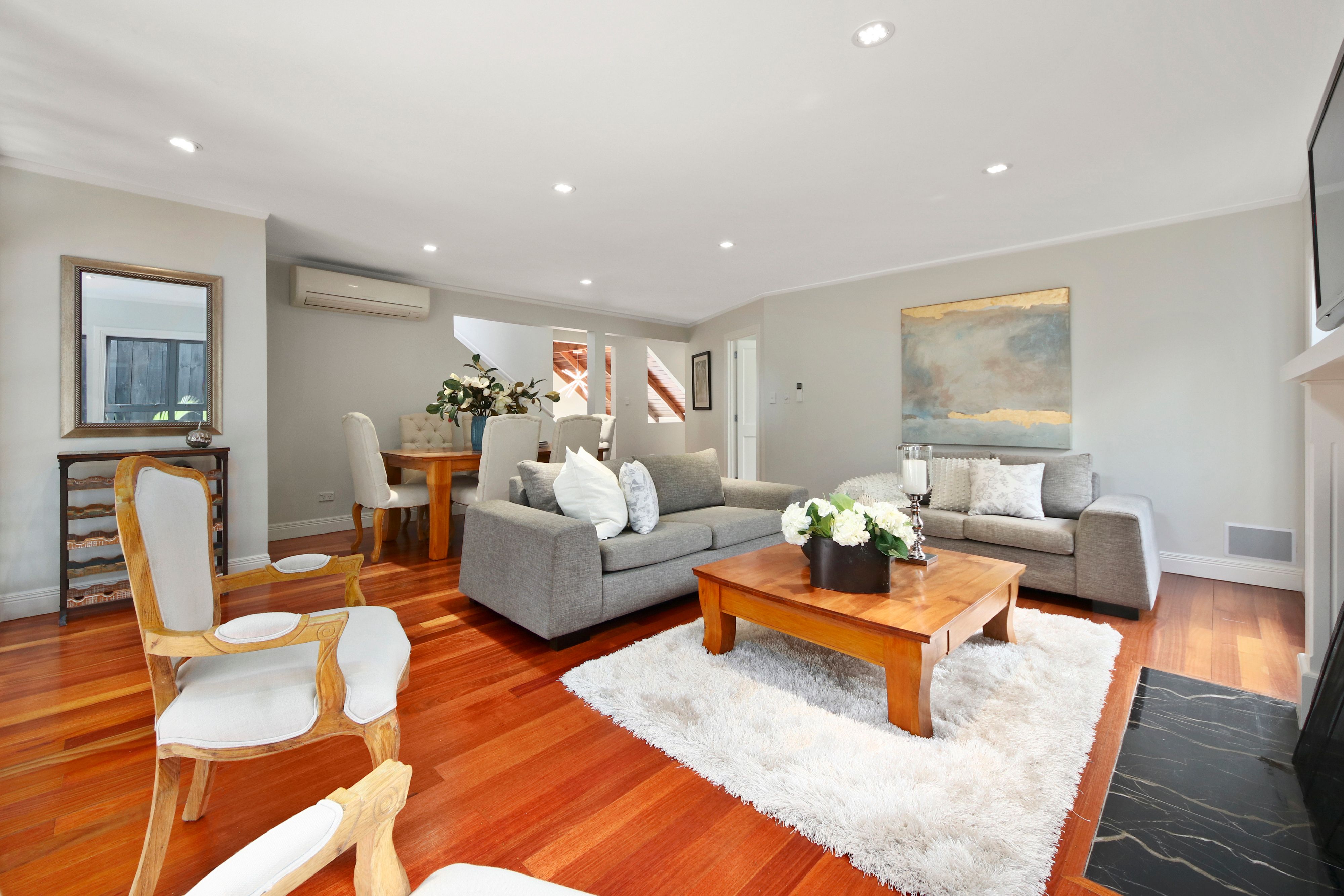 2/68a Haseler Crescent, Mellons Bay, Manukau City