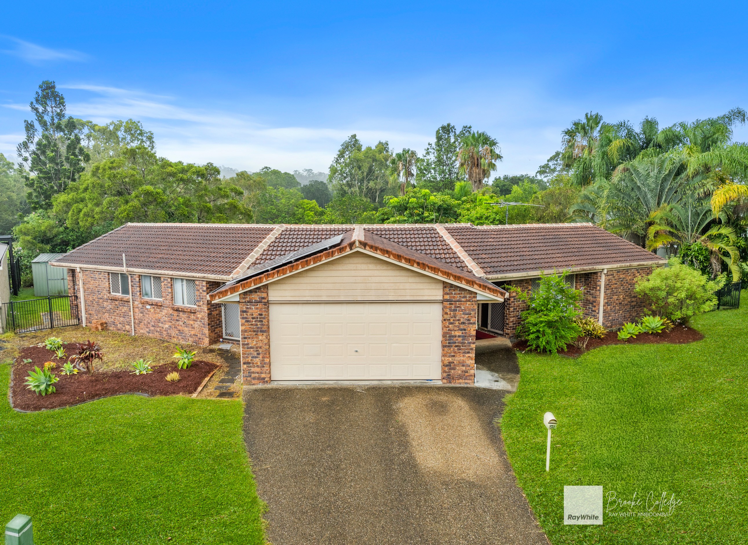 25 Mewing Court, Windaroo, QLD 4207