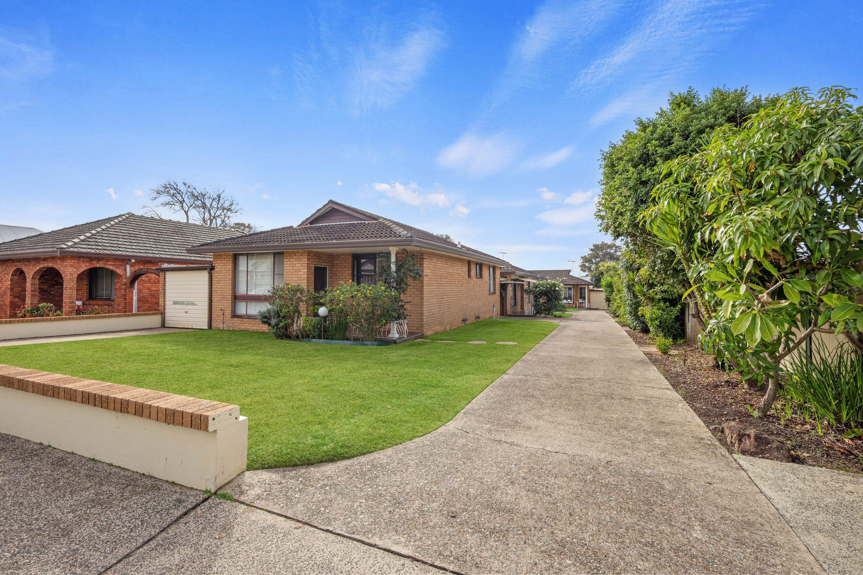 2/16 Albert Street, Bexley, NSW 2207