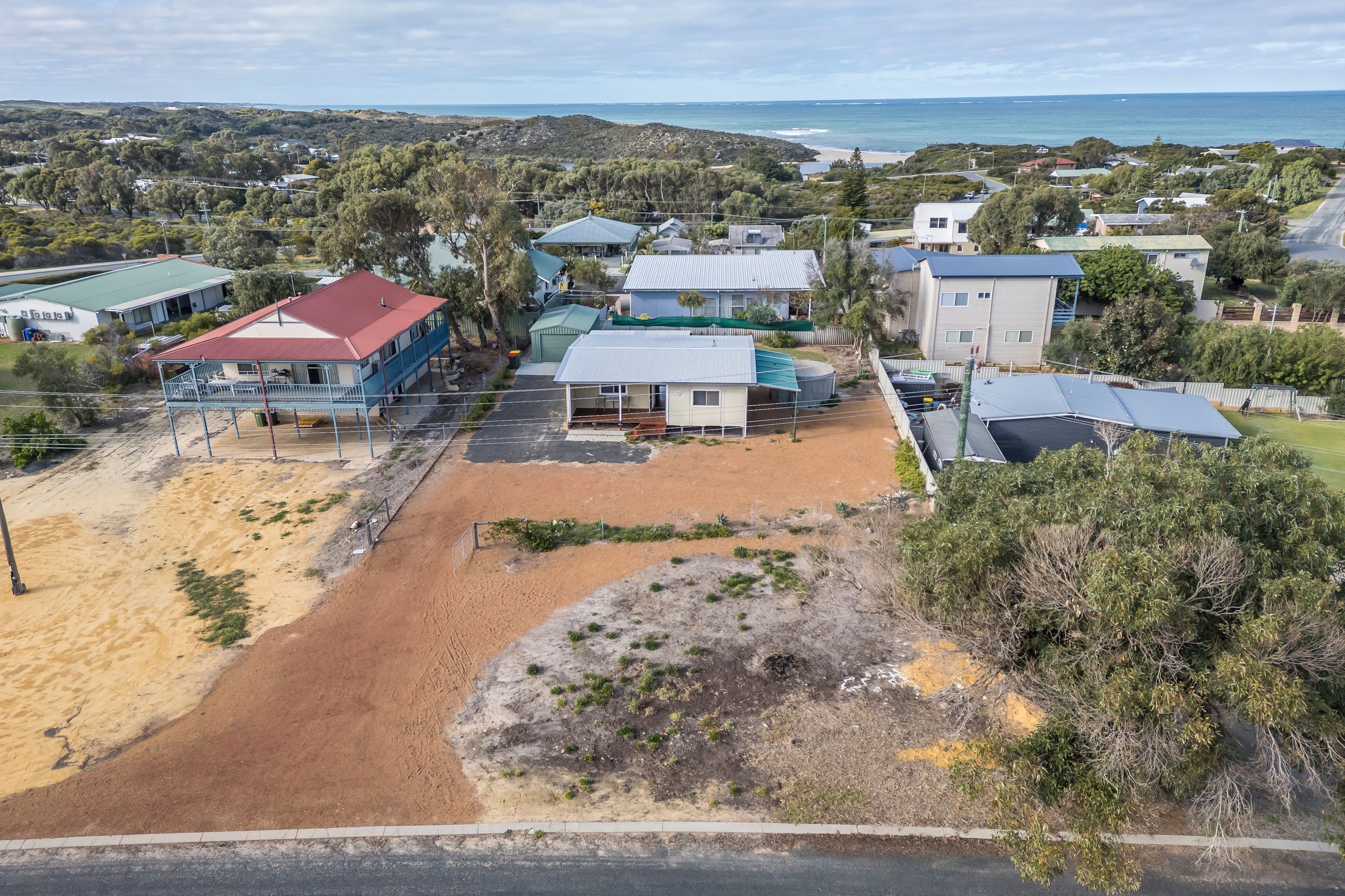 18 Mortimer Road — photo 15 of 29