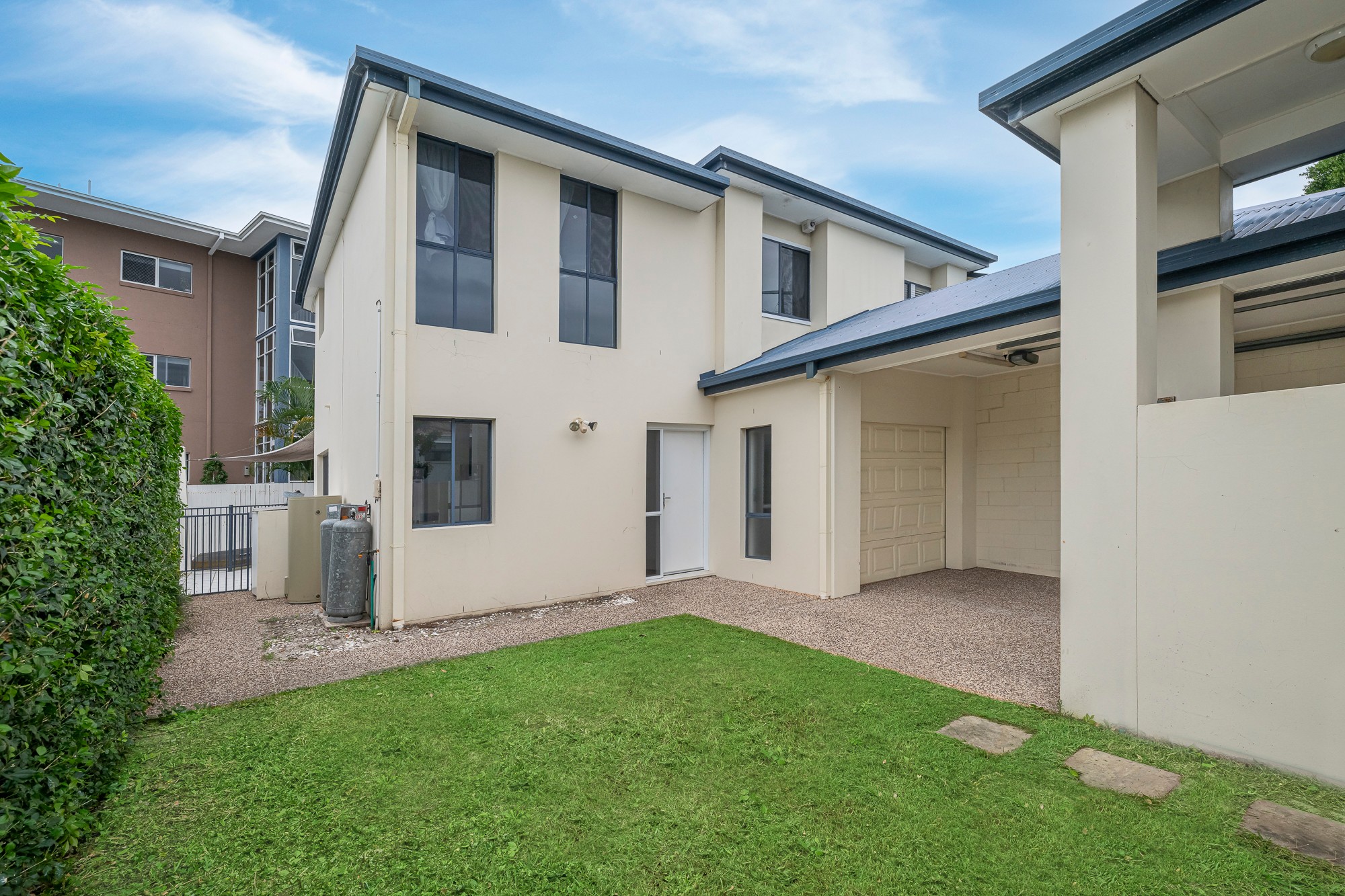 1/129 Sunshine Parade, Miami, QLD 4220