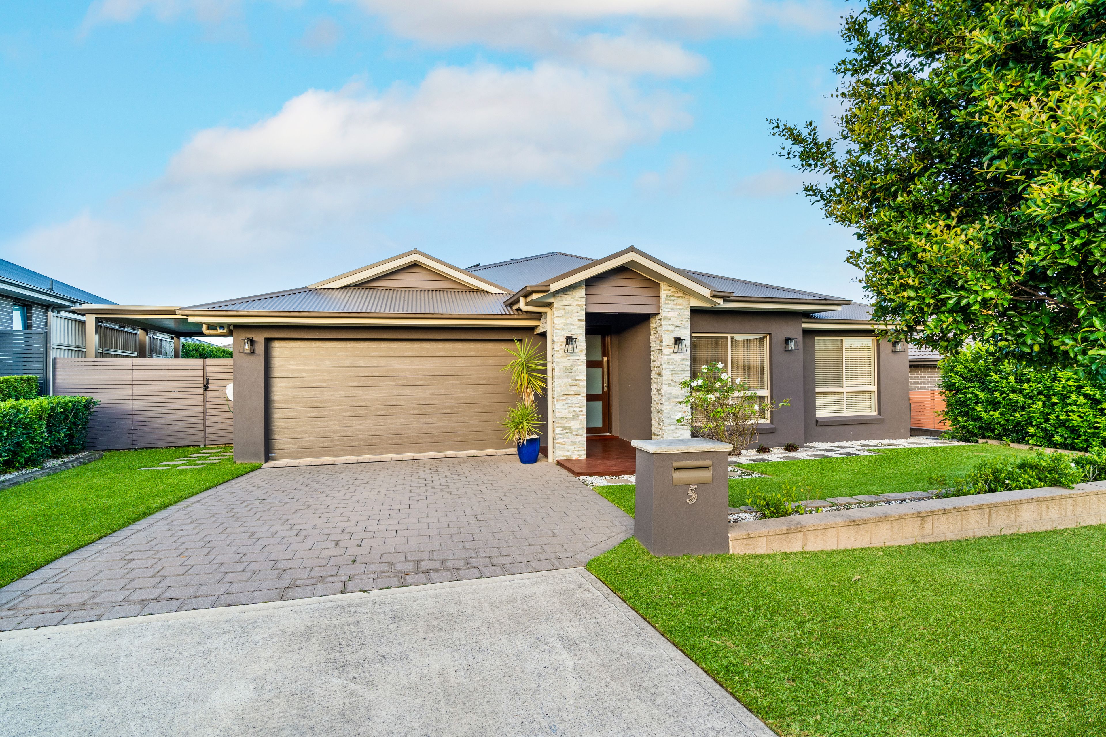 5 Geoghegan Circuit, Oran Park, NSW 2570