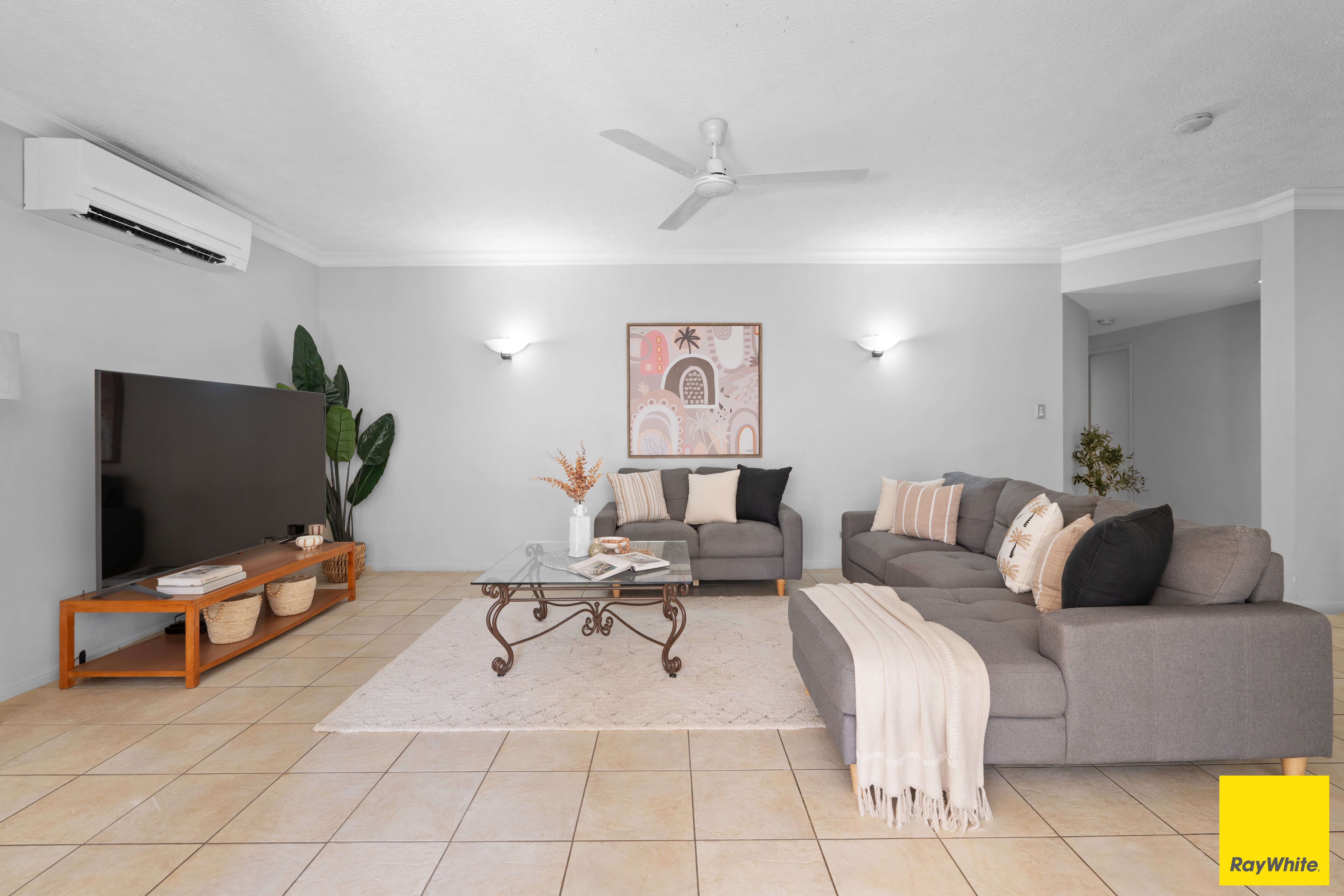 608/2-10 Greenslopes Street, Cairns North, QLD 4870